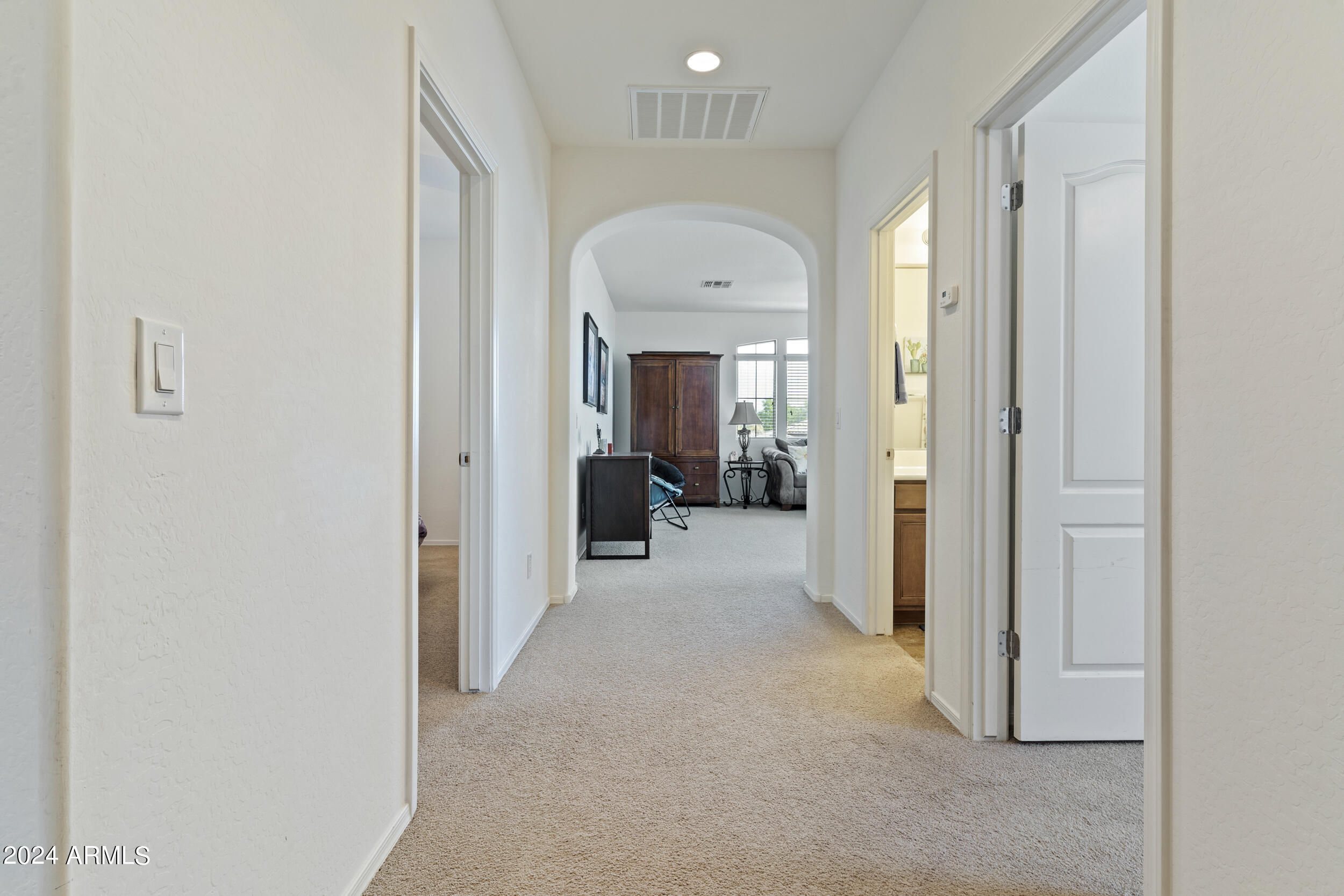 10864 E REGINALD Avenue