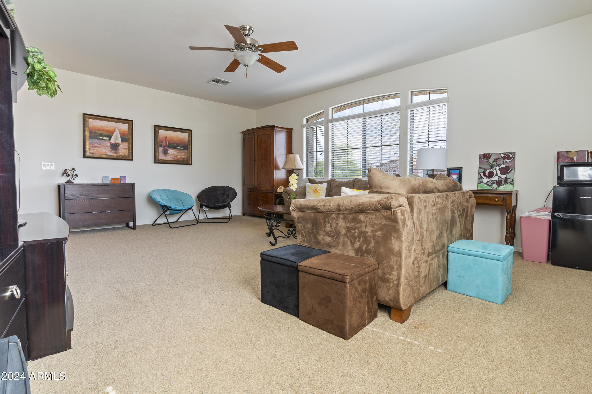 10864 E REGINALD Avenue