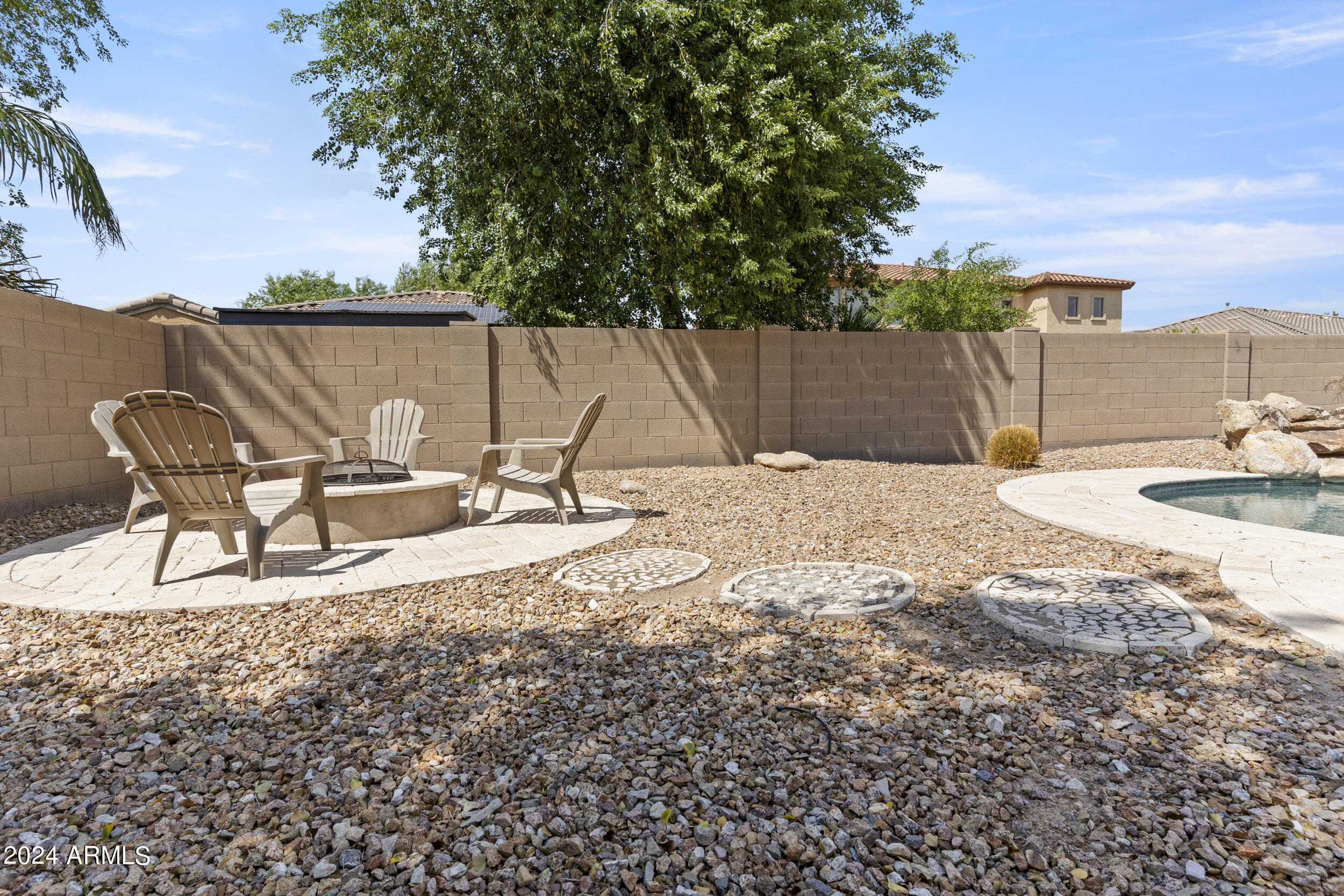 10864 E REGINALD Avenue