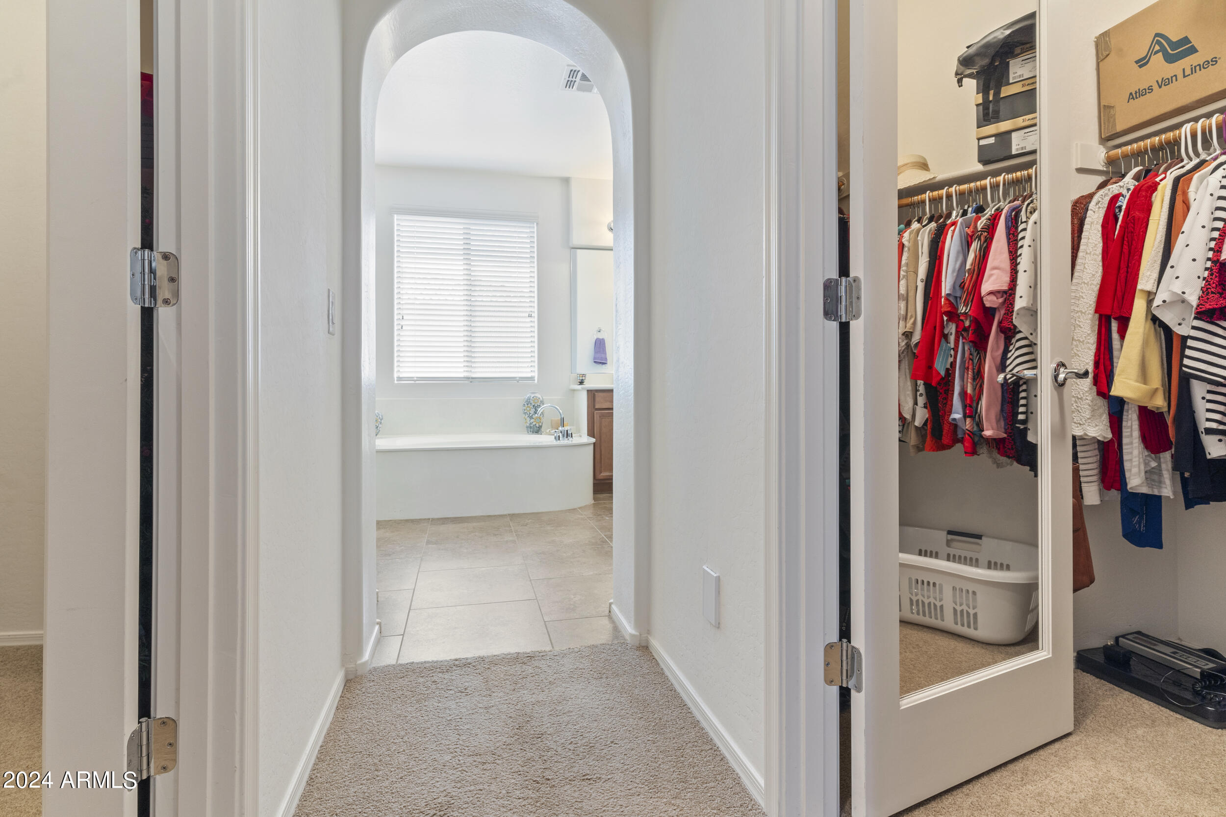 10864 E REGINALD Avenue