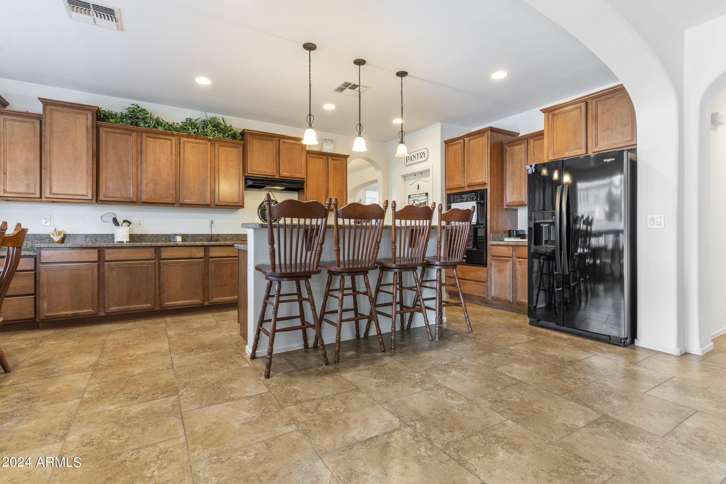 10864 E REGINALD Avenue