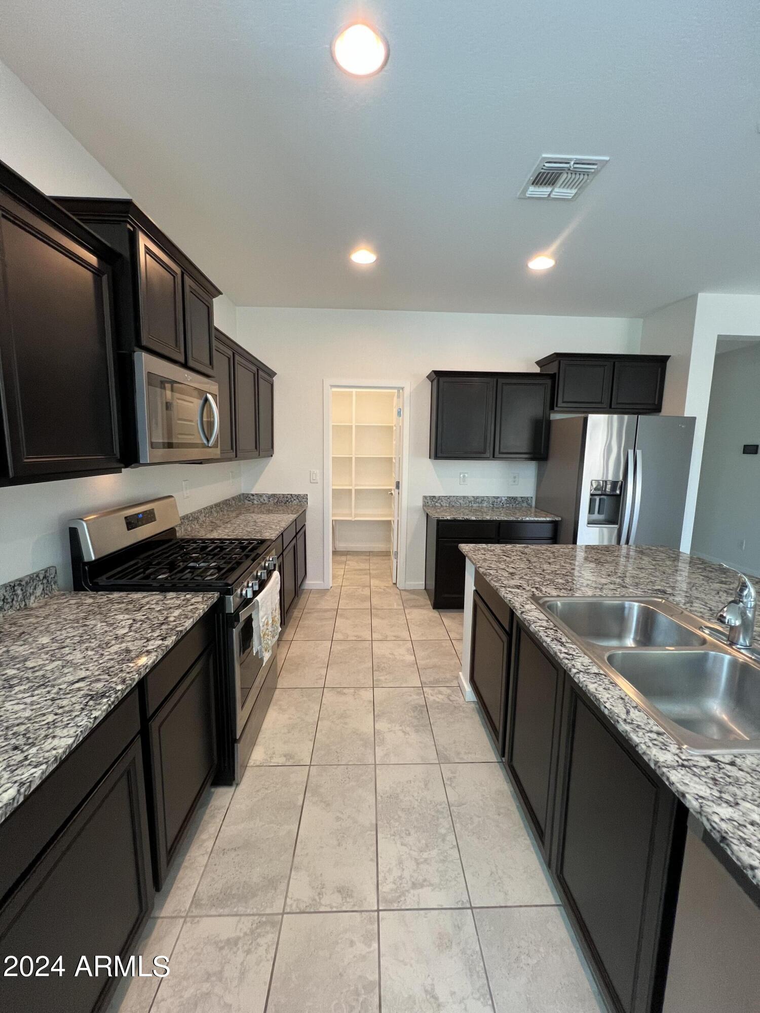 37201 N FOSSIL BUTTE Court