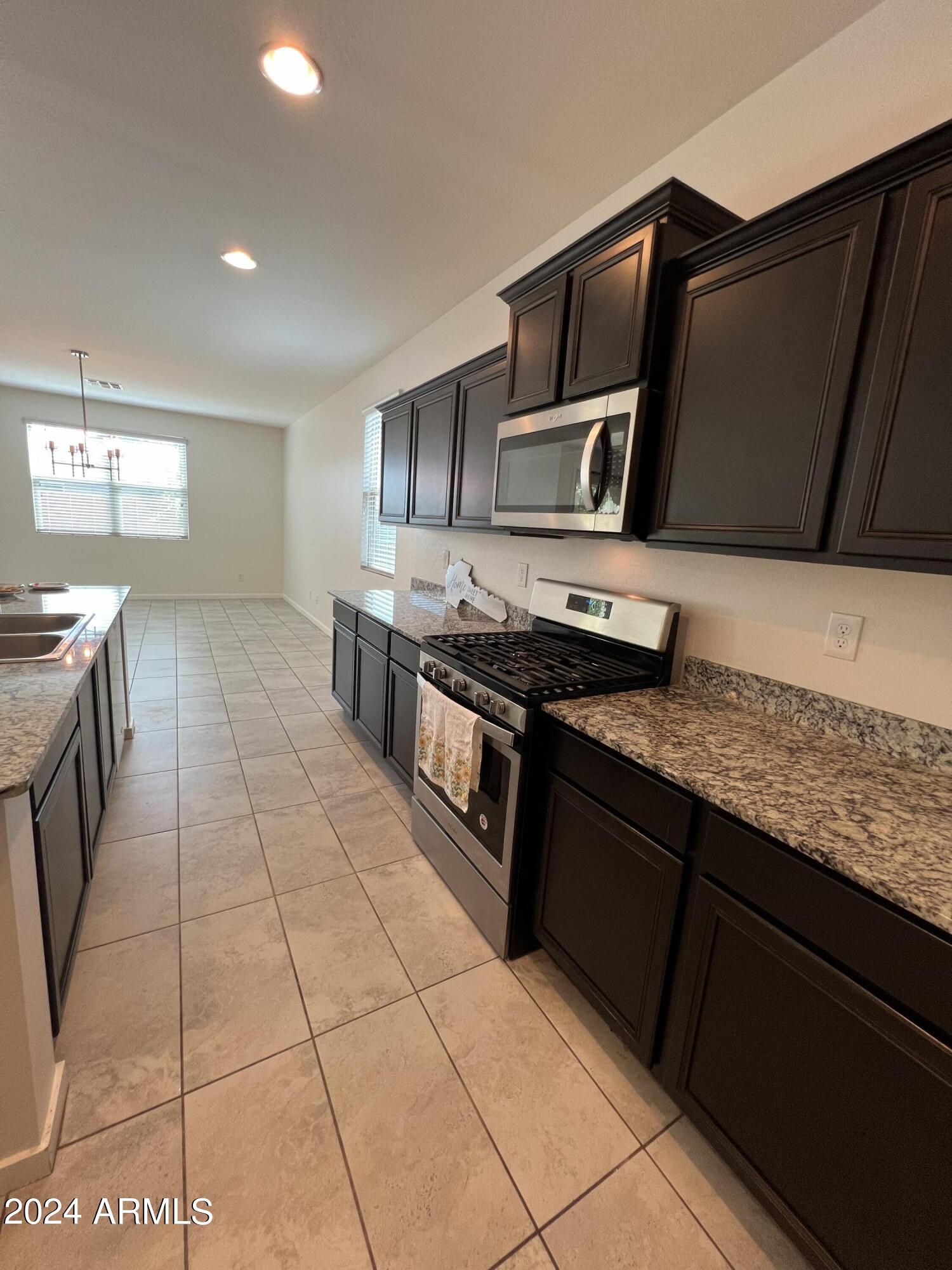 37201 N FOSSIL BUTTE Court