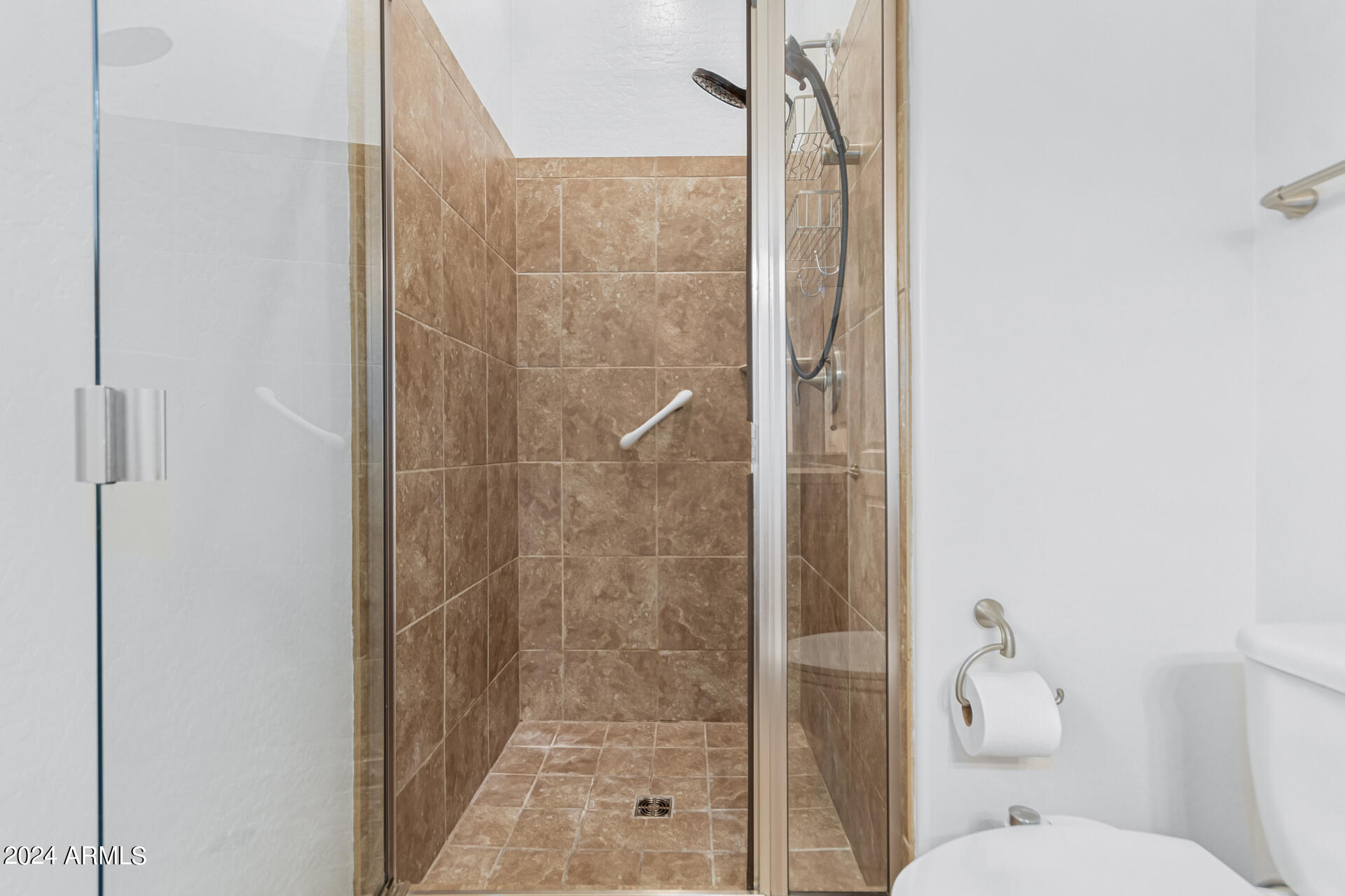 1069 E PERIWINKLE Way