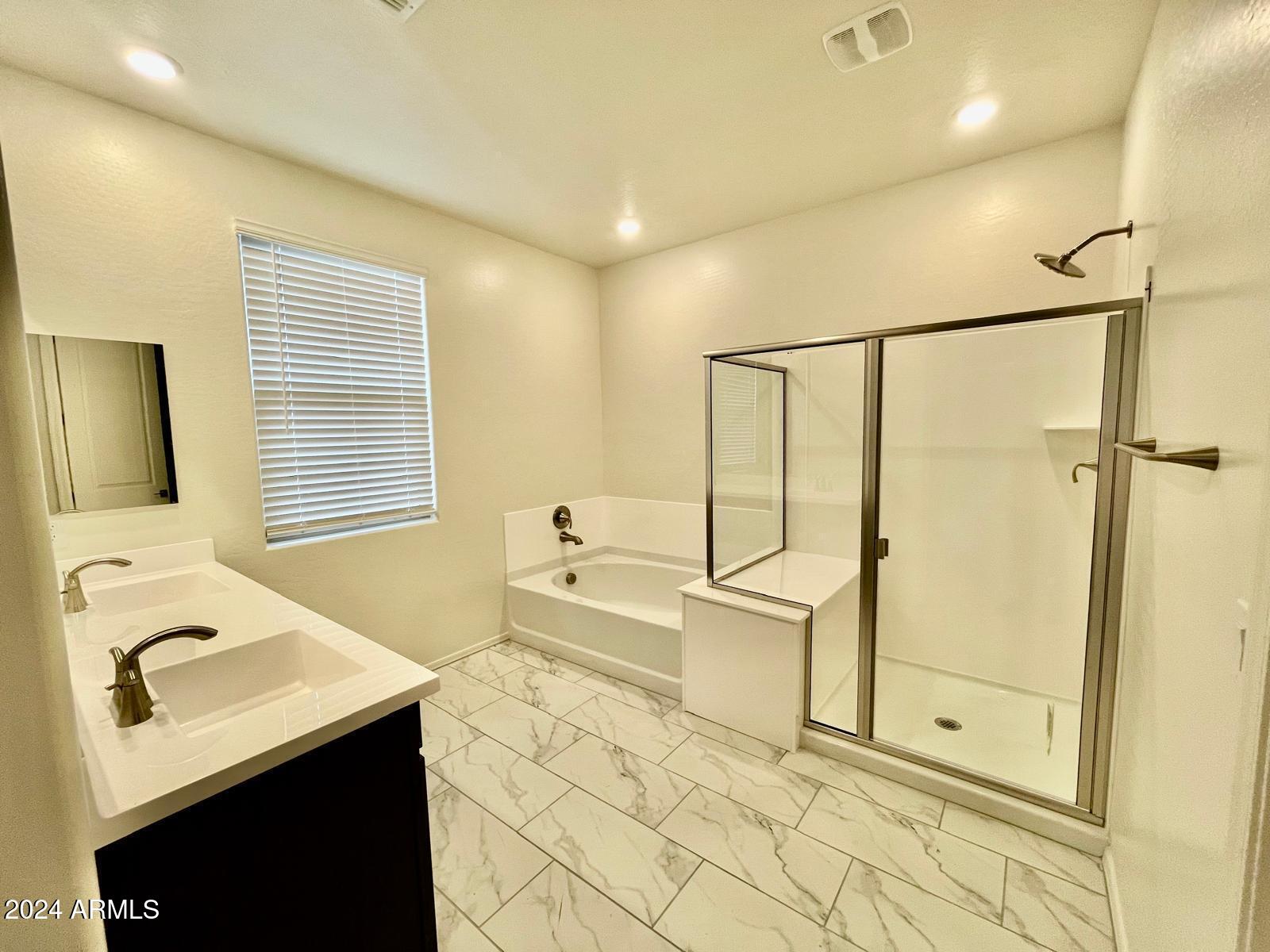 21068 E MOCKINGBIRD Drive