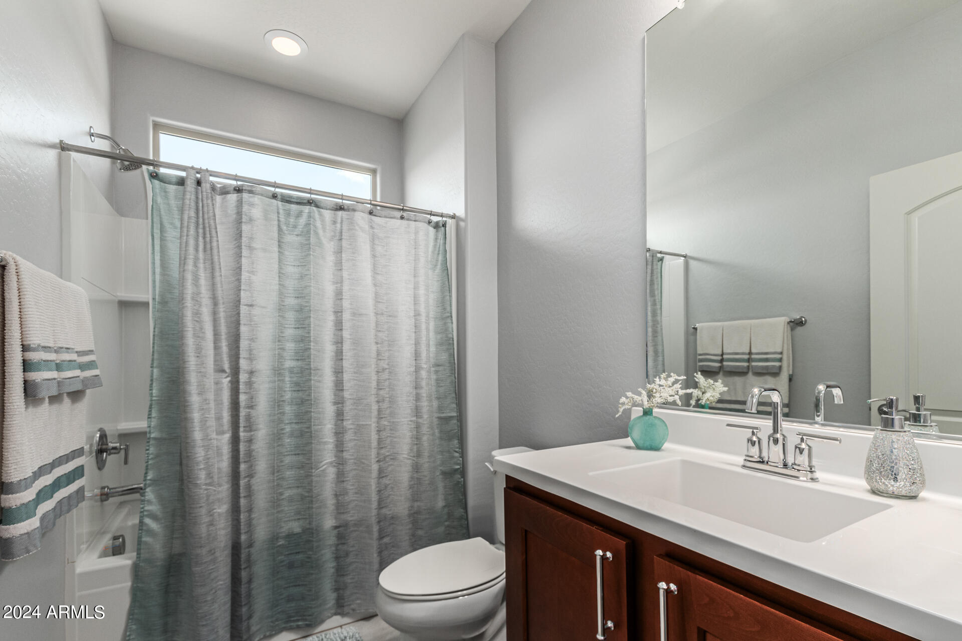 4254 N SPYGLASS Drive