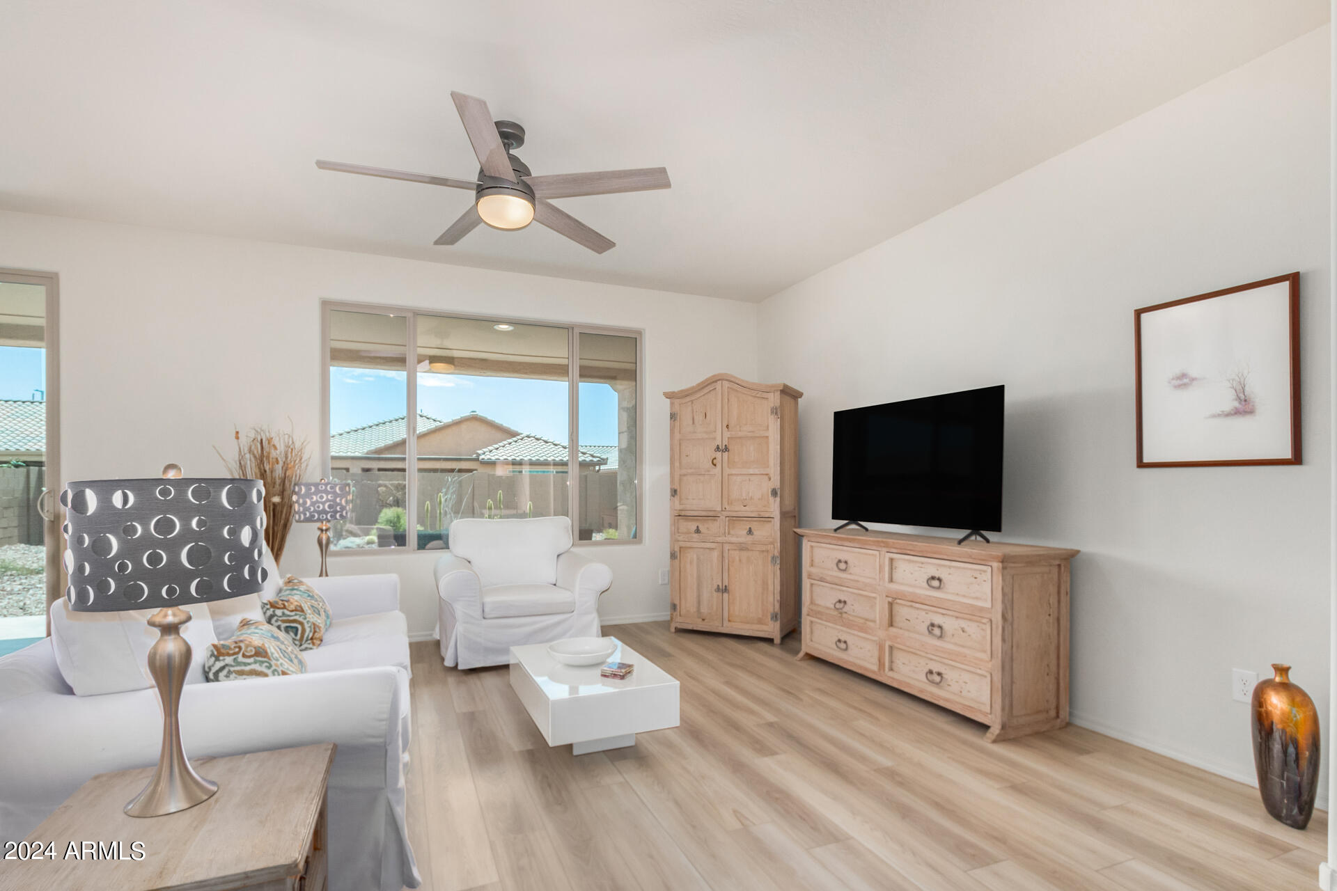 7315 W MEADOWLARK Way