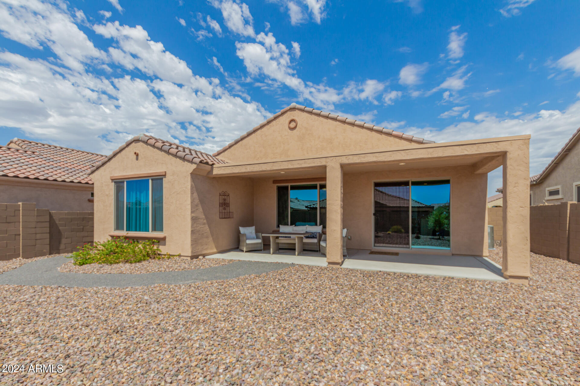 7315 W MEADOWLARK Way