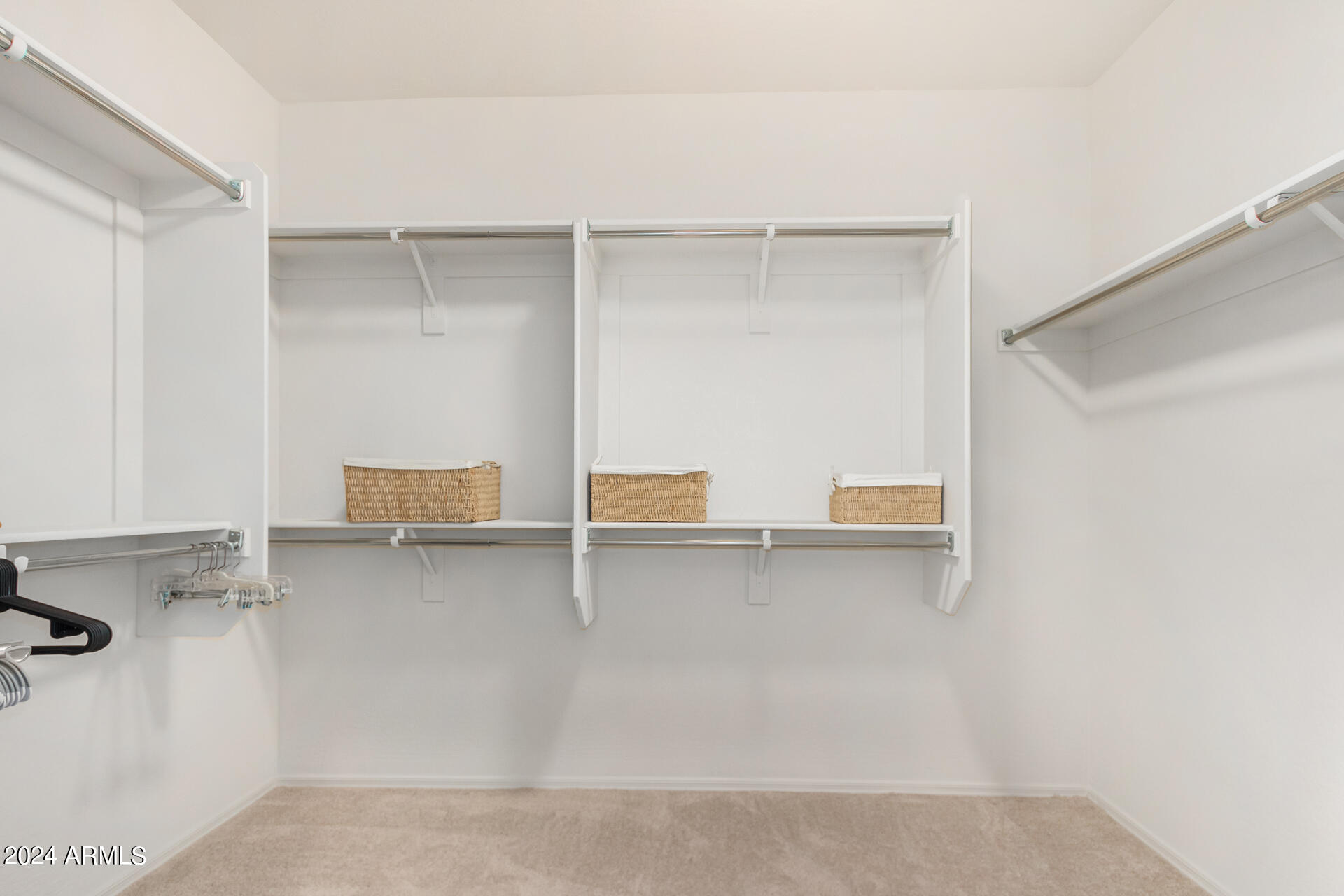 7315 W MEADOWLARK Way