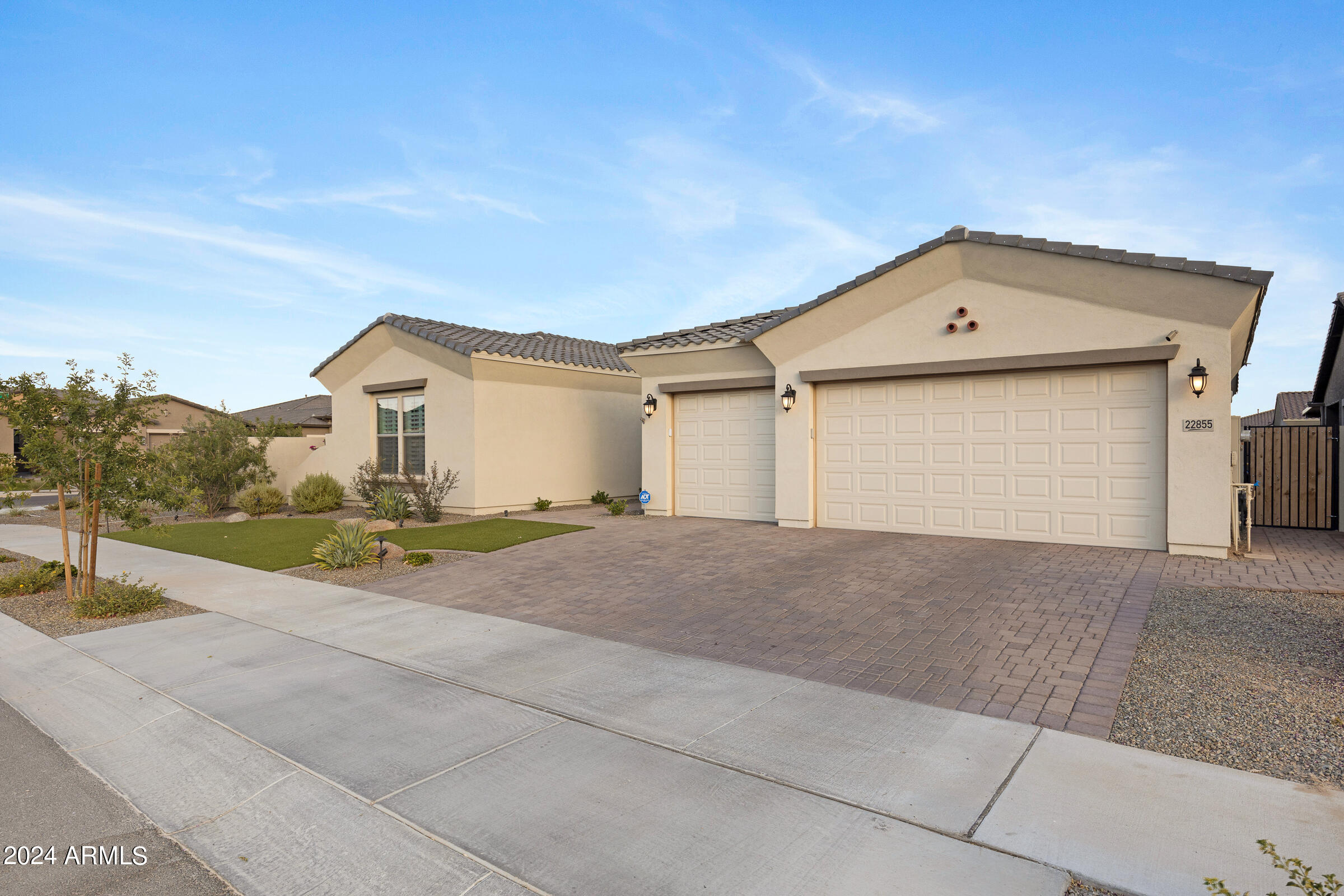 22855 E TWILIGHT Drive