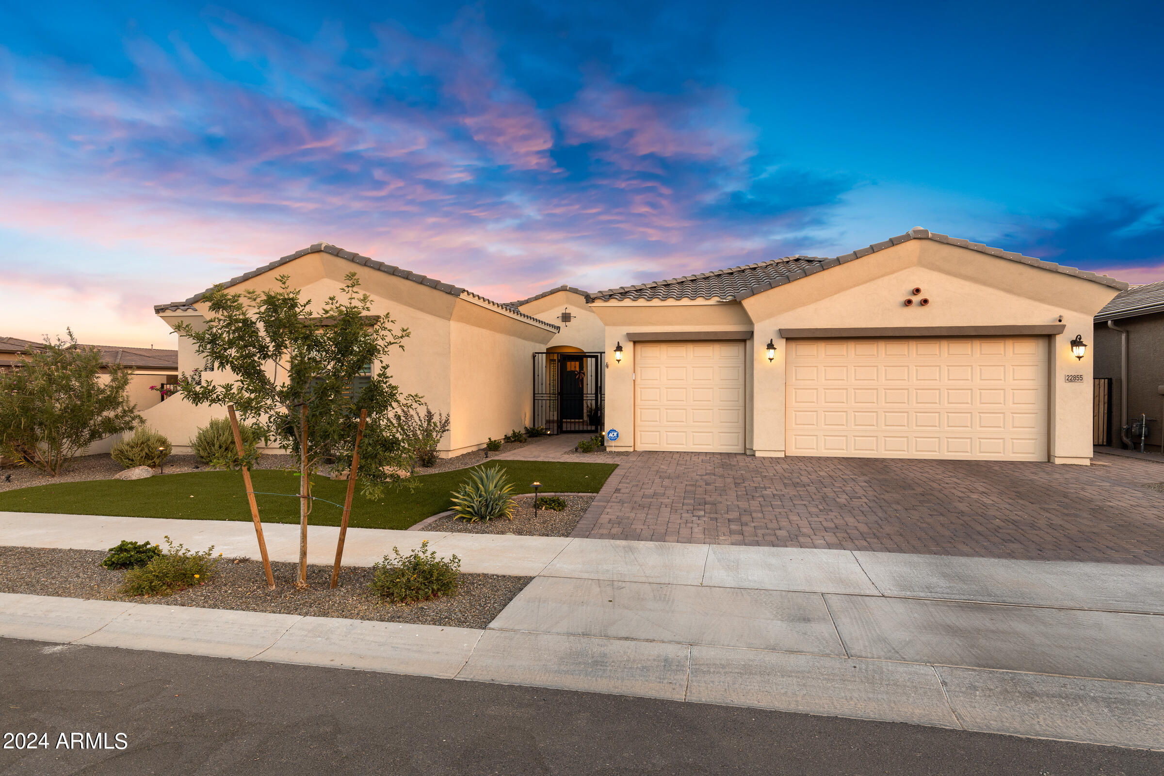 22855 E TWILIGHT Drive