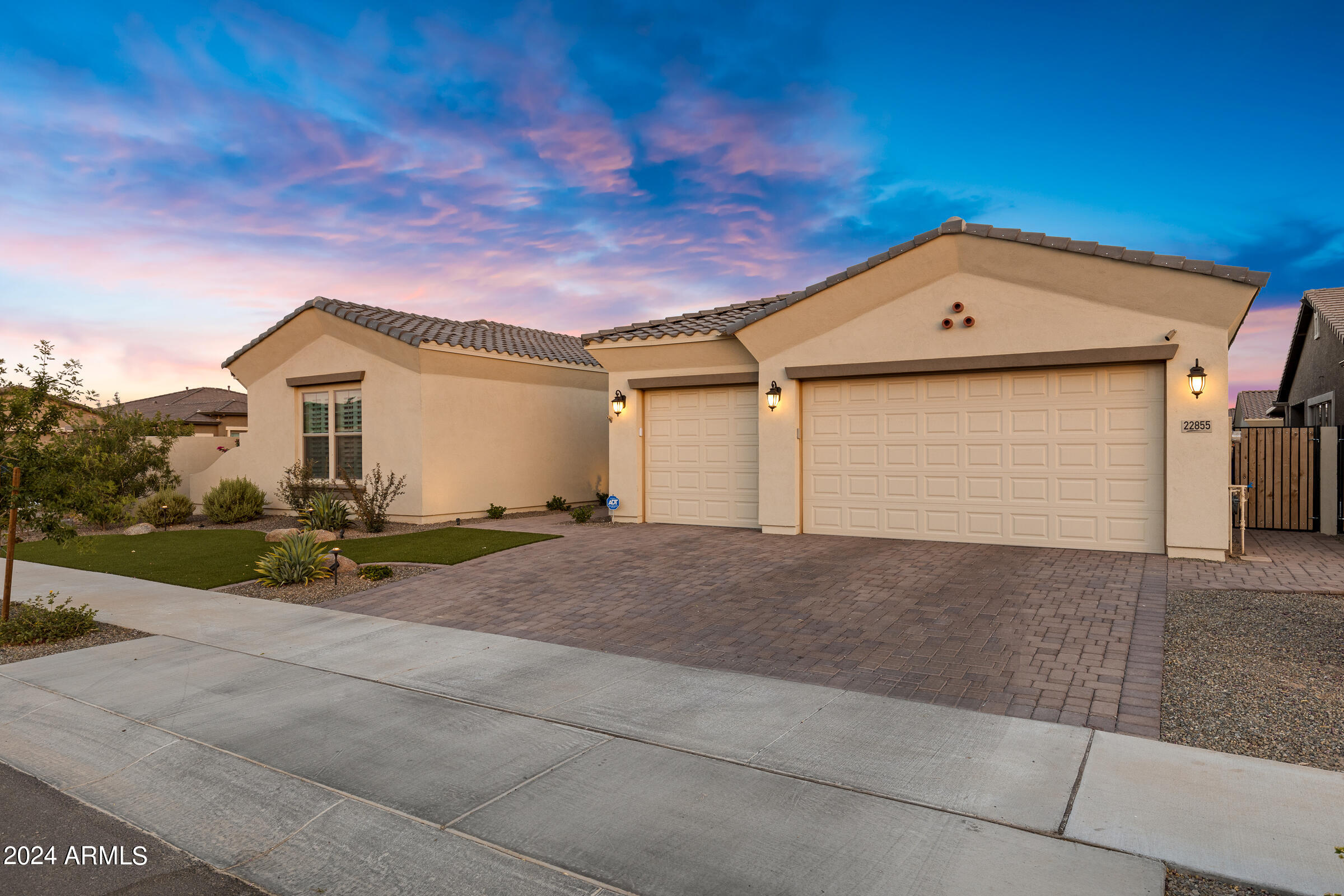 22855 E TWILIGHT Drive