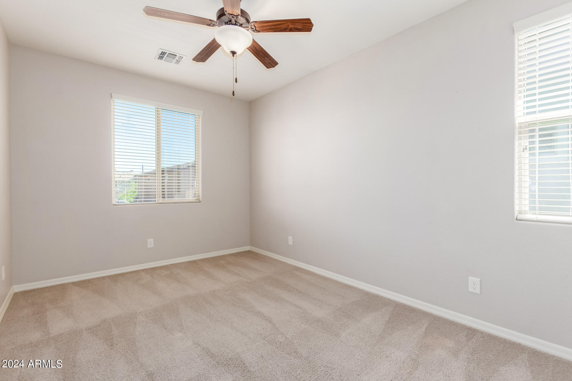 2264 S WALLRADE Lane