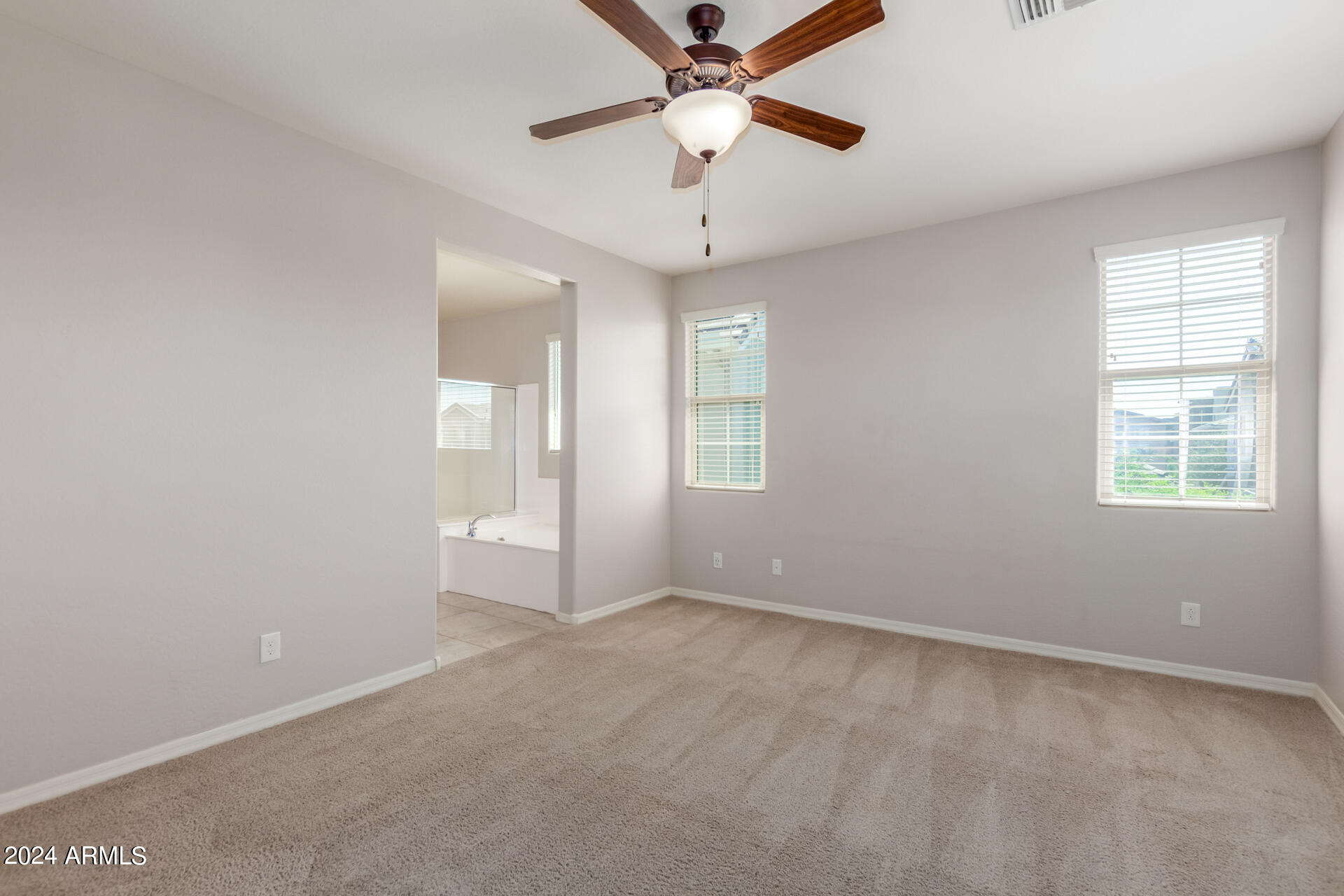 2264 S WALLRADE Lane