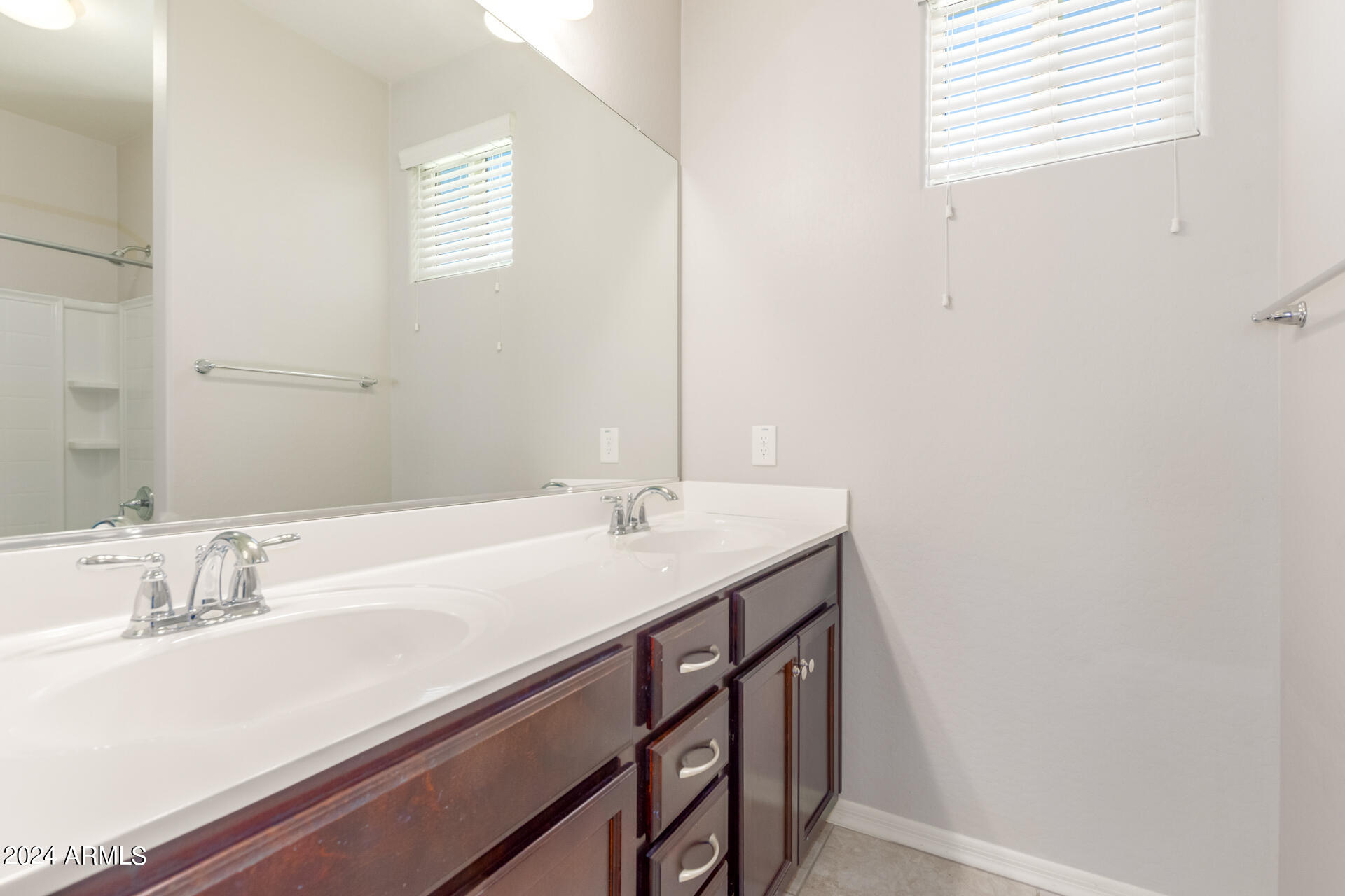 2264 S WALLRADE Lane