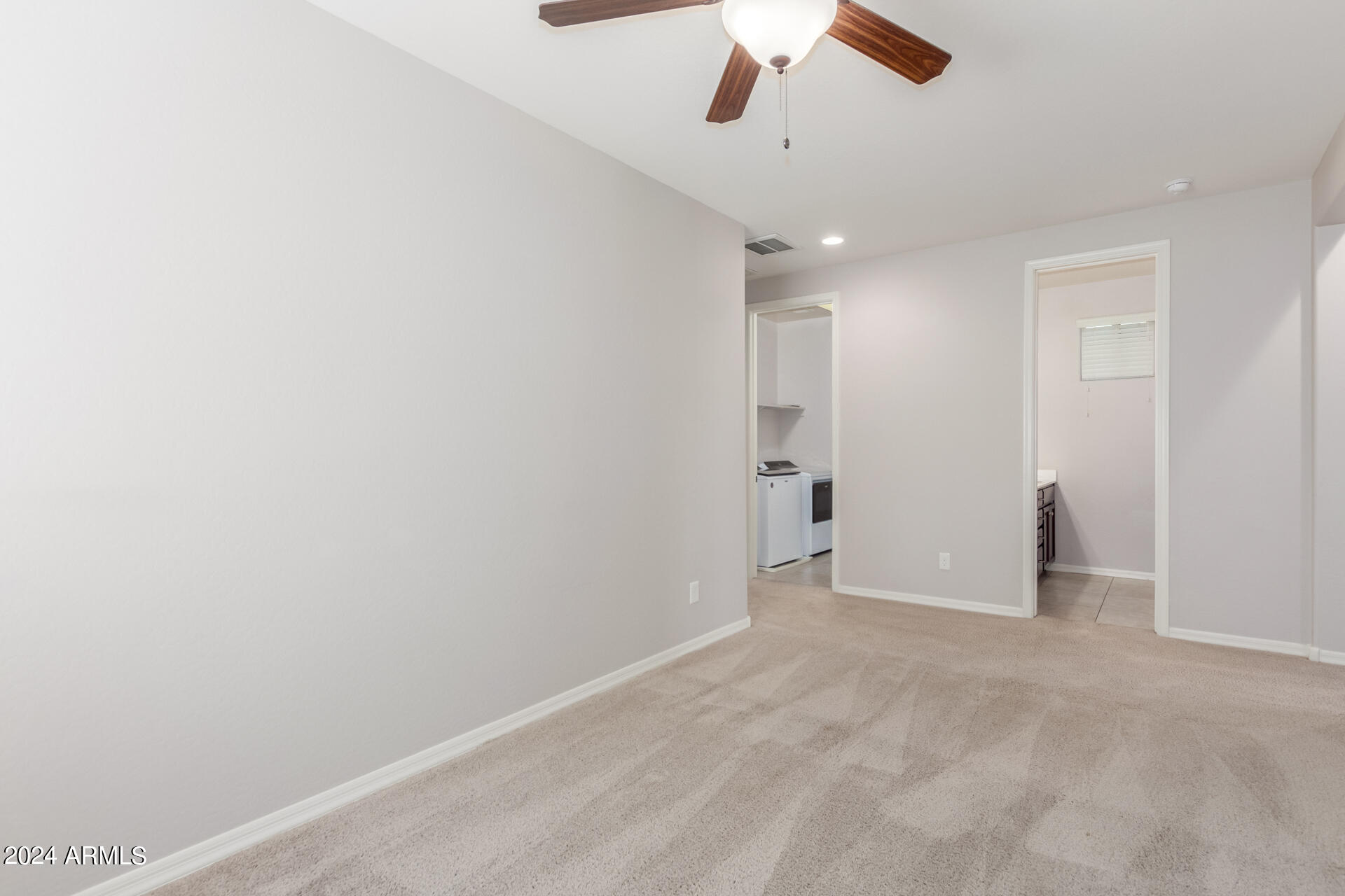 2264 S WALLRADE Lane