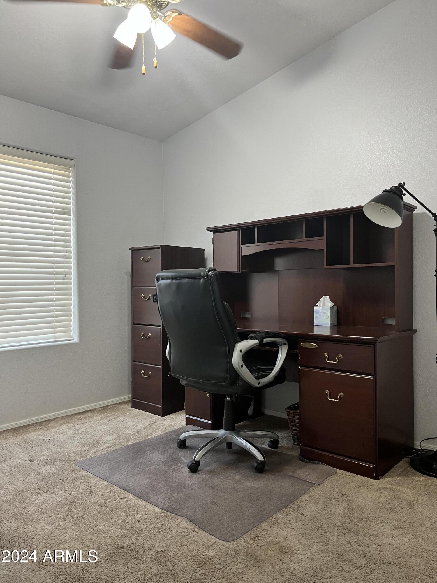 3955 E VAUGHN Avenue