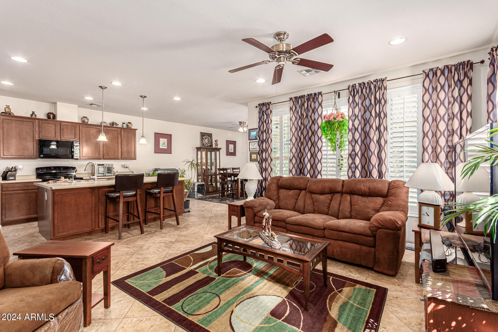 8960 W NICOLET Avenue