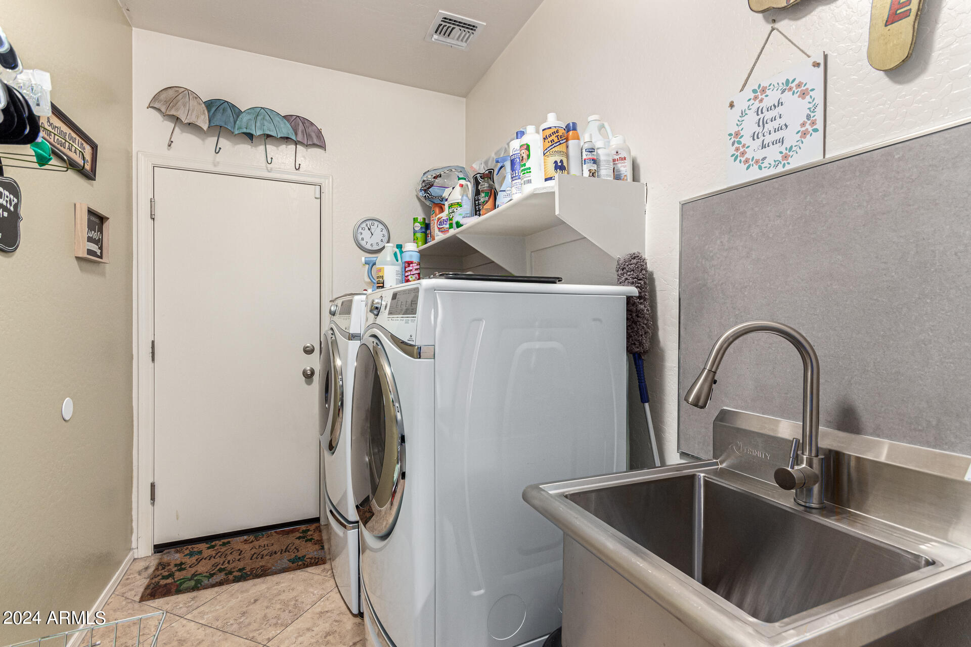 8960 W NICOLET Avenue