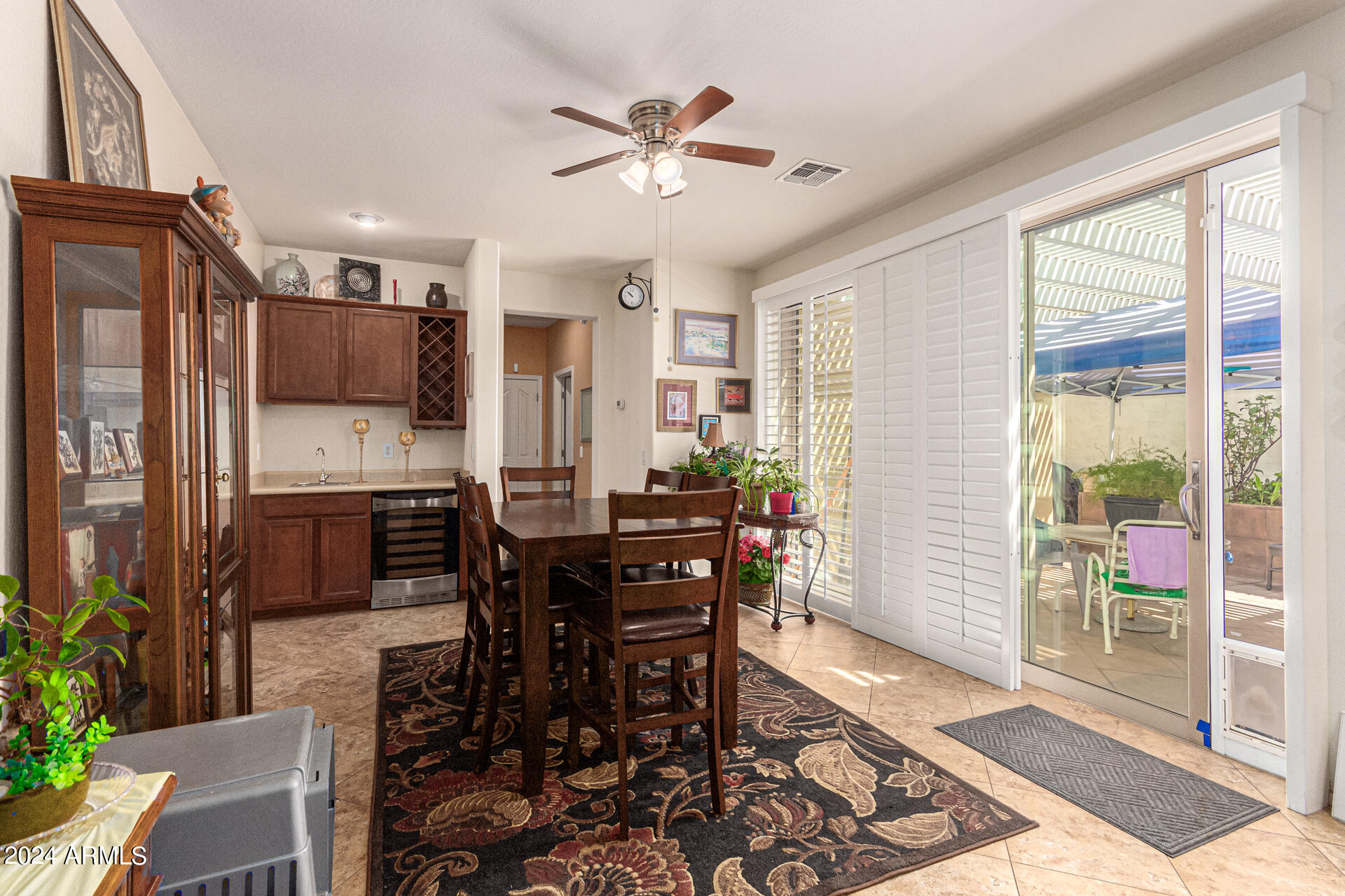 8960 W NICOLET Avenue