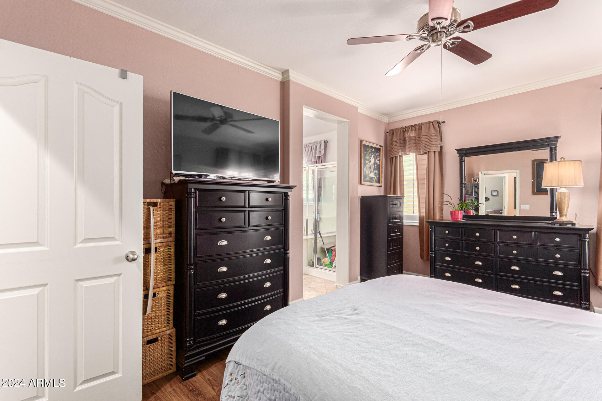 8960 W NICOLET Avenue