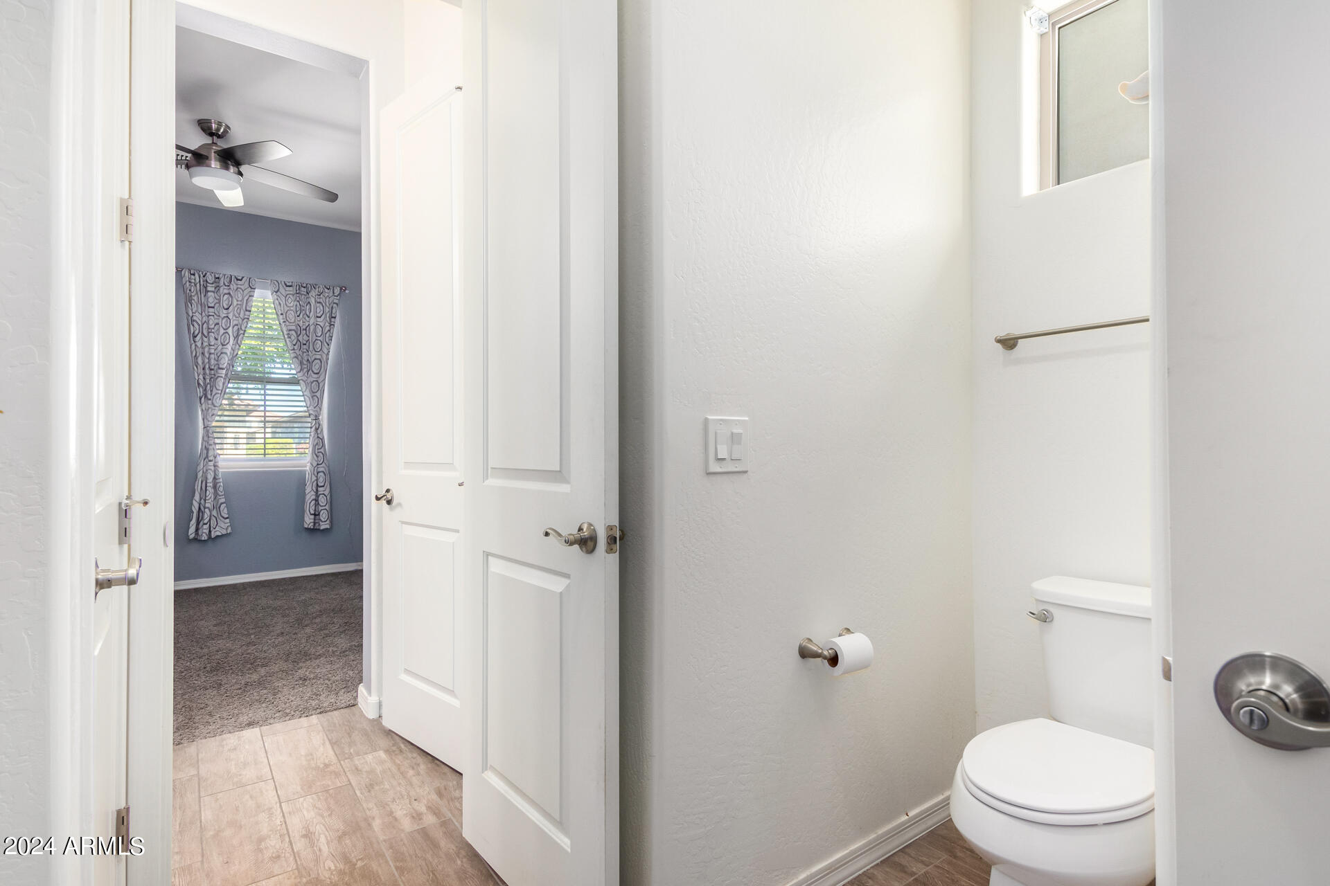 10461 E SIMONE Avenue