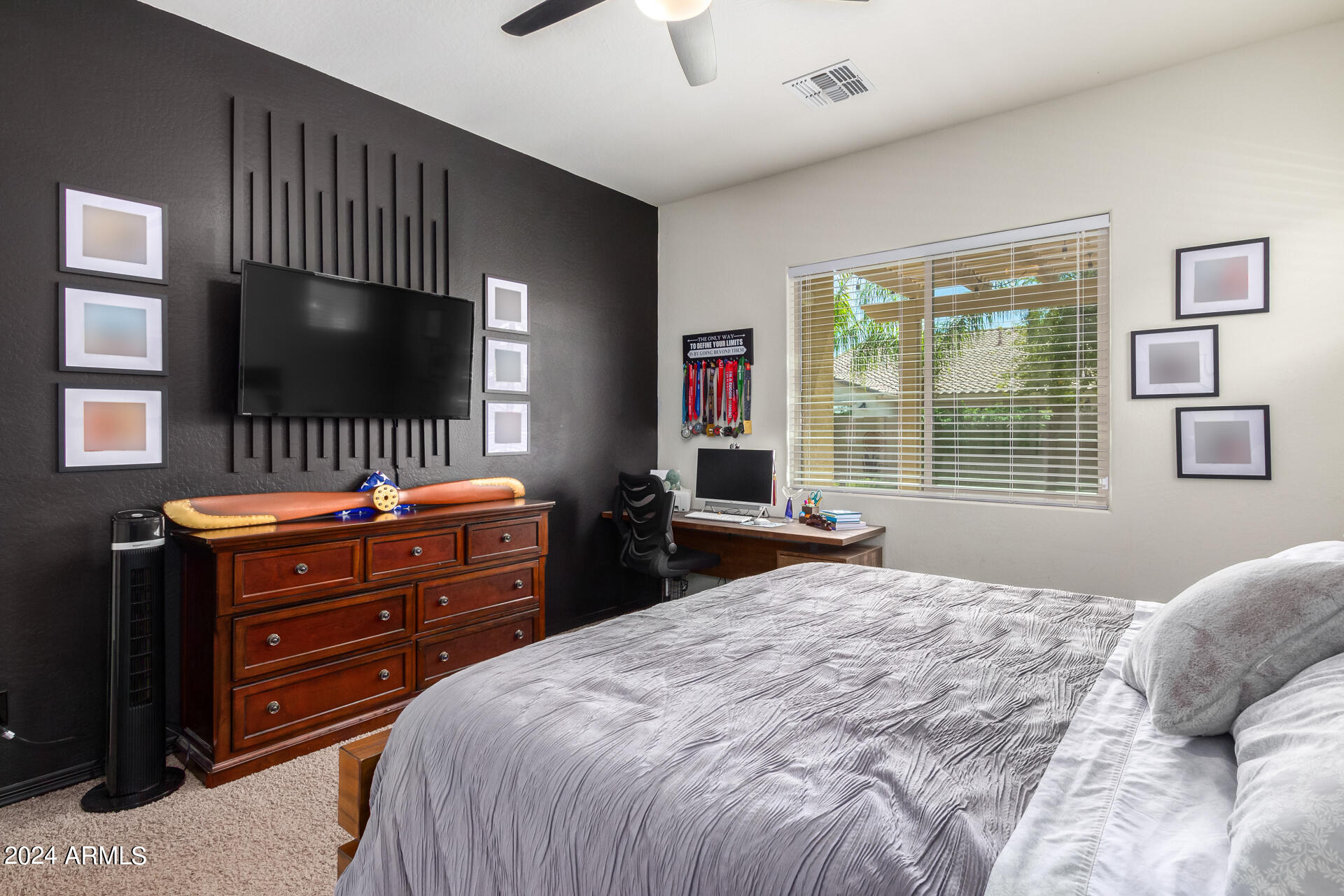 10461 E SIMONE Avenue