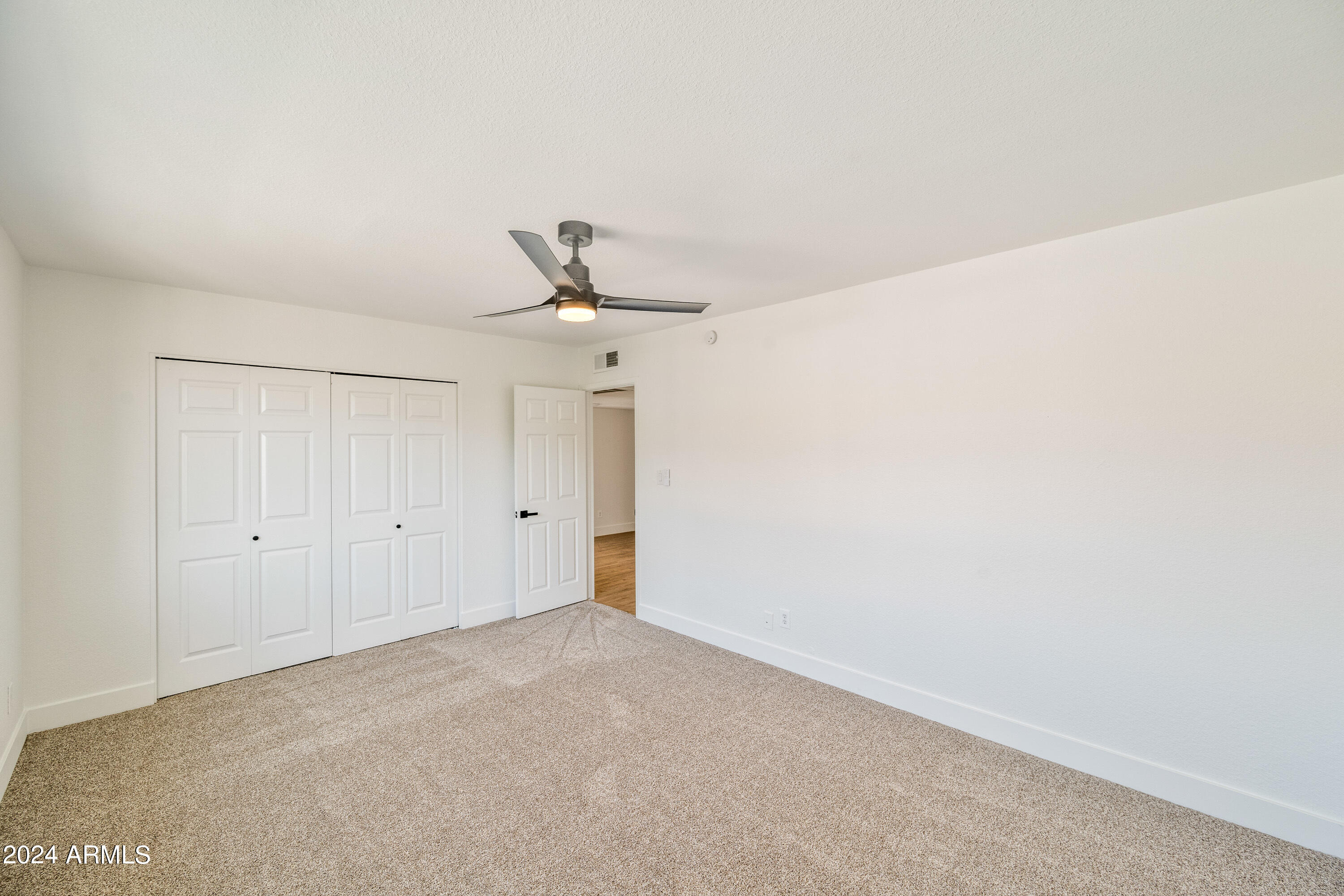 2366 W NARANJA Avenue