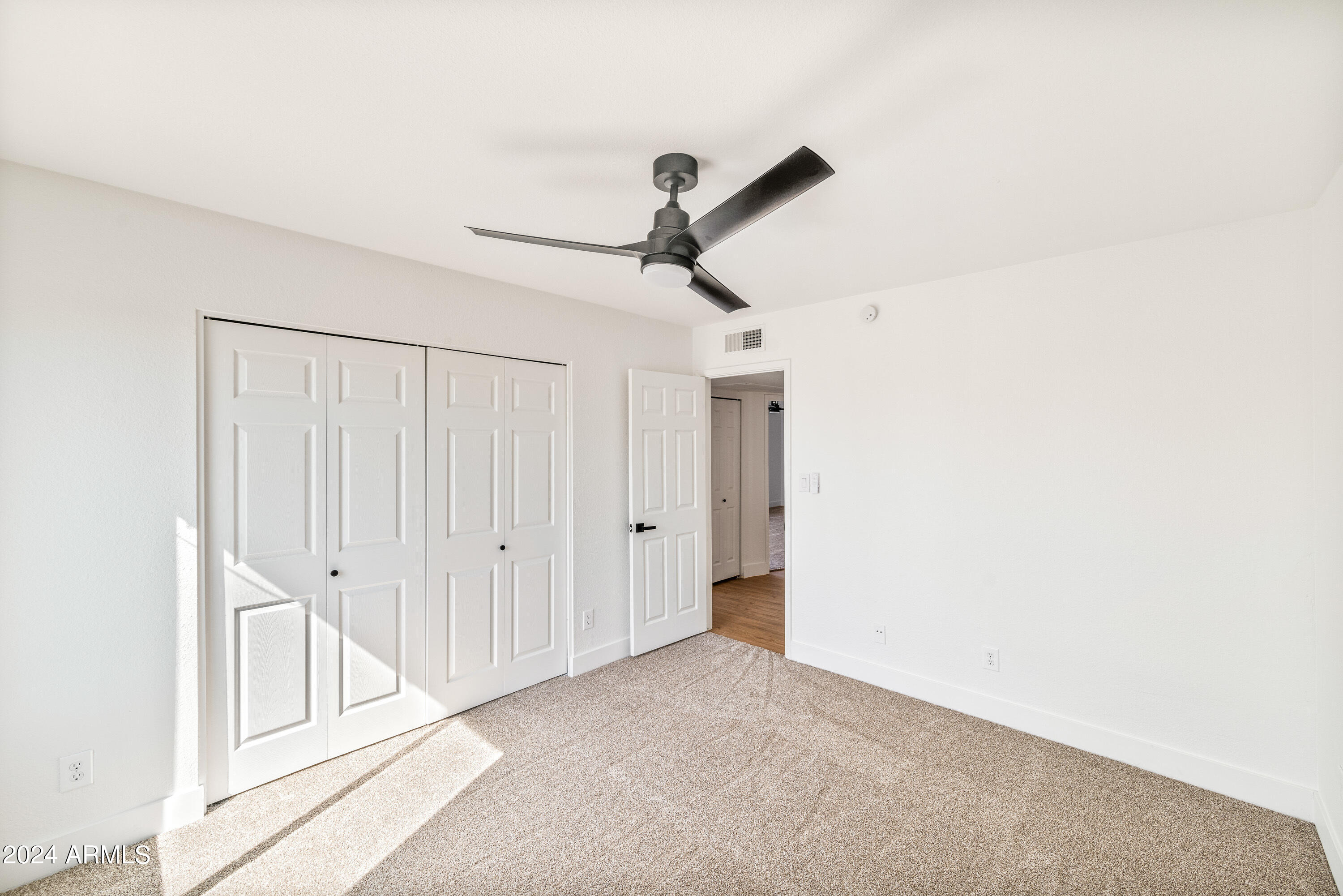 2366 W NARANJA Avenue