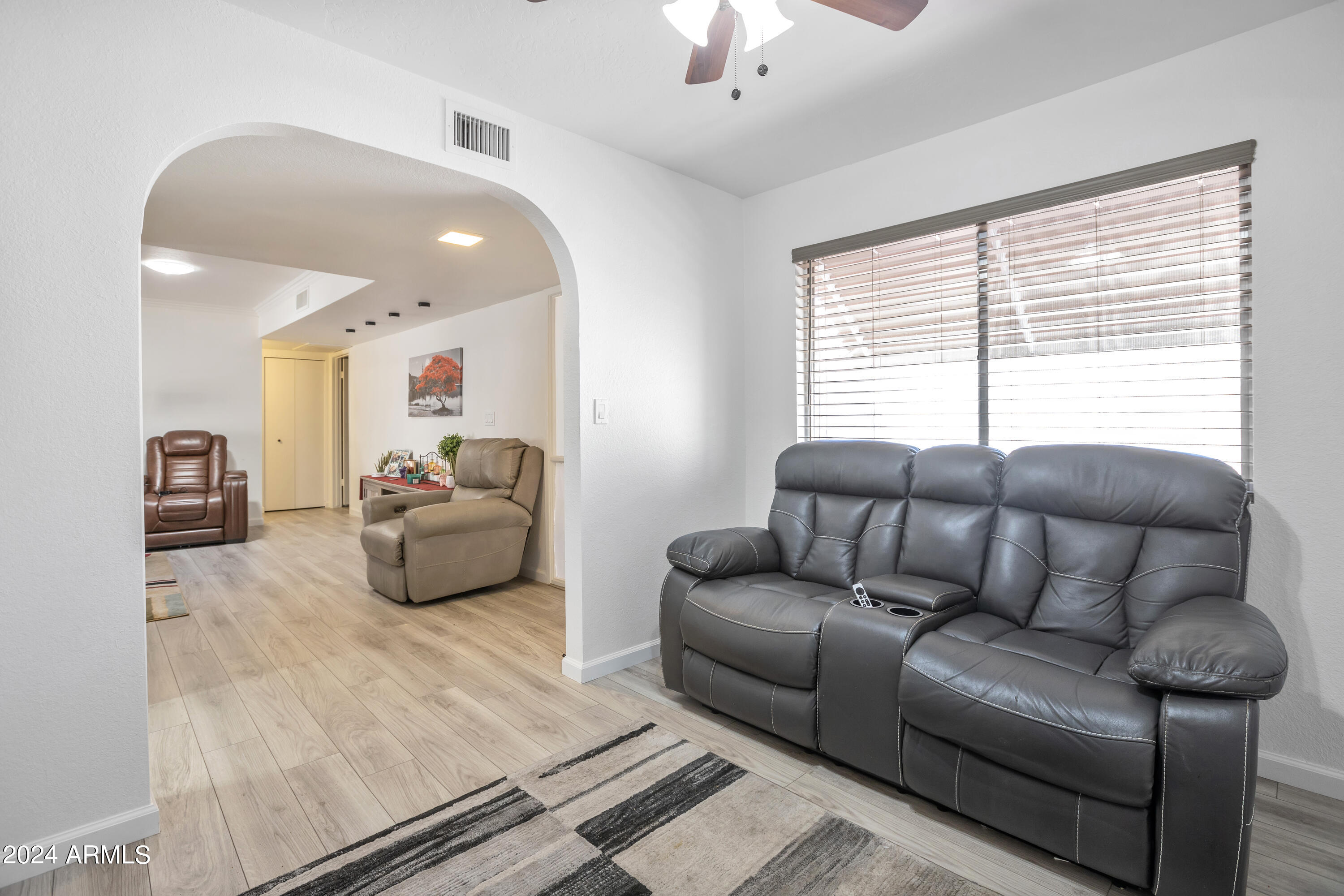 446 LEISURE WORLD --