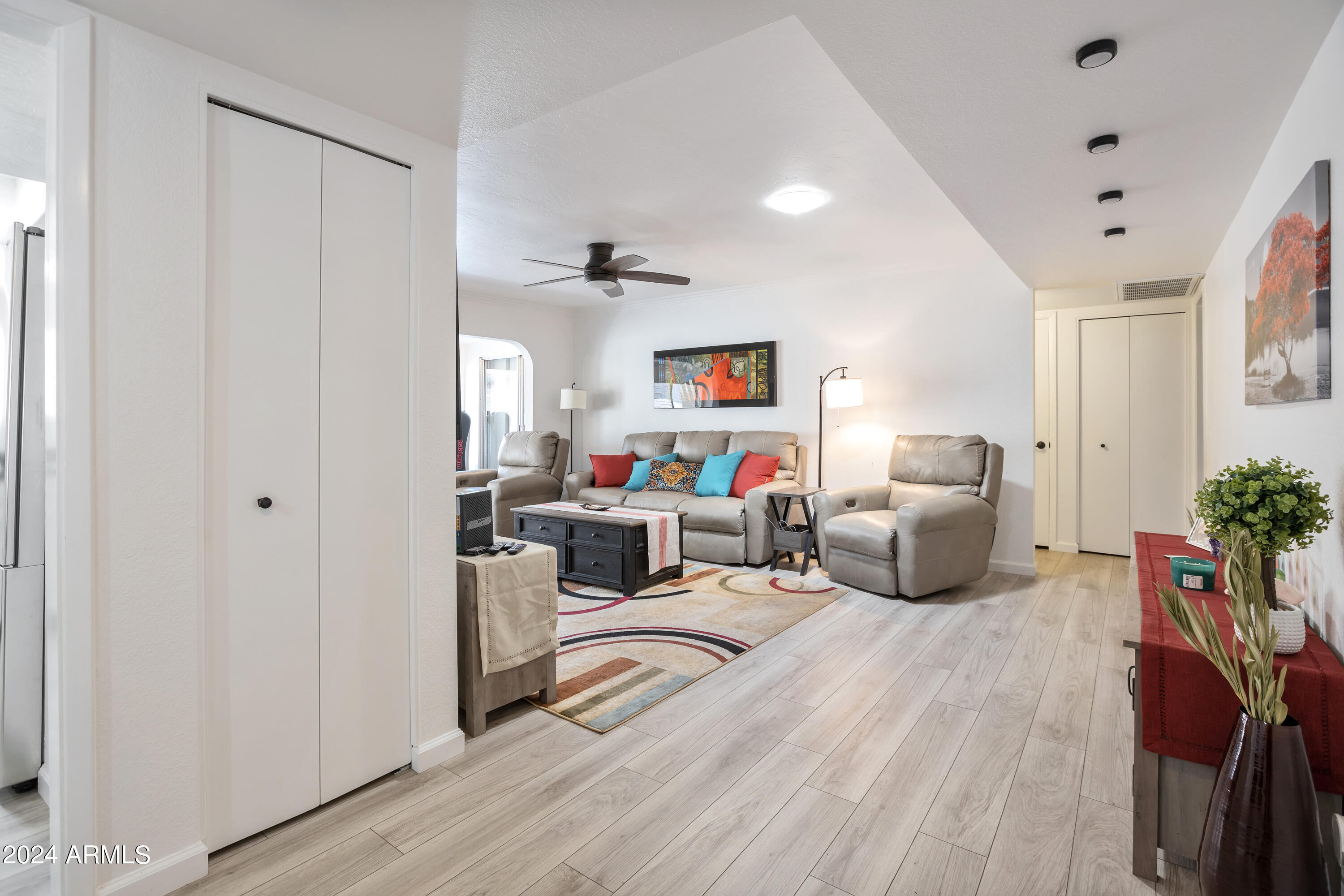 446 LEISURE WORLD --