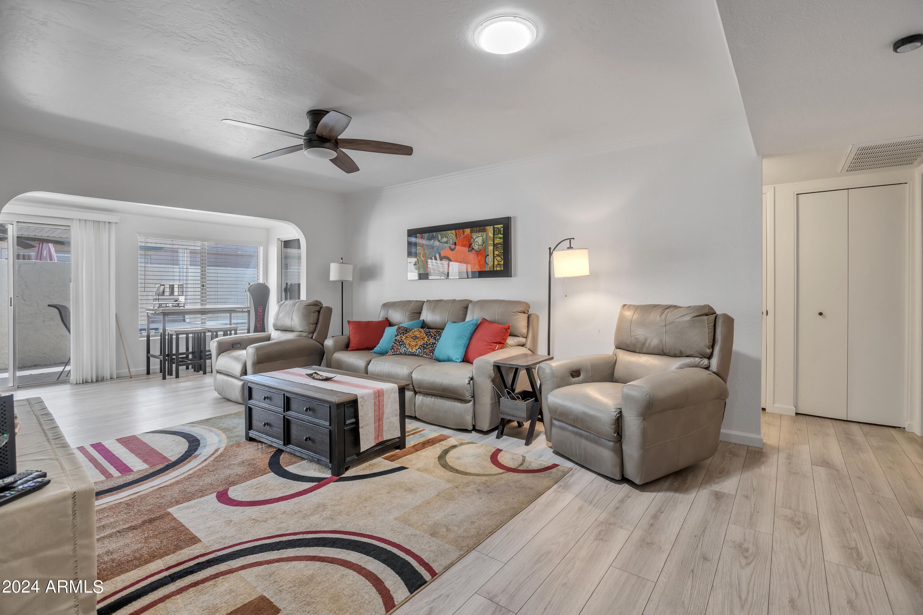 446 LEISURE WORLD --