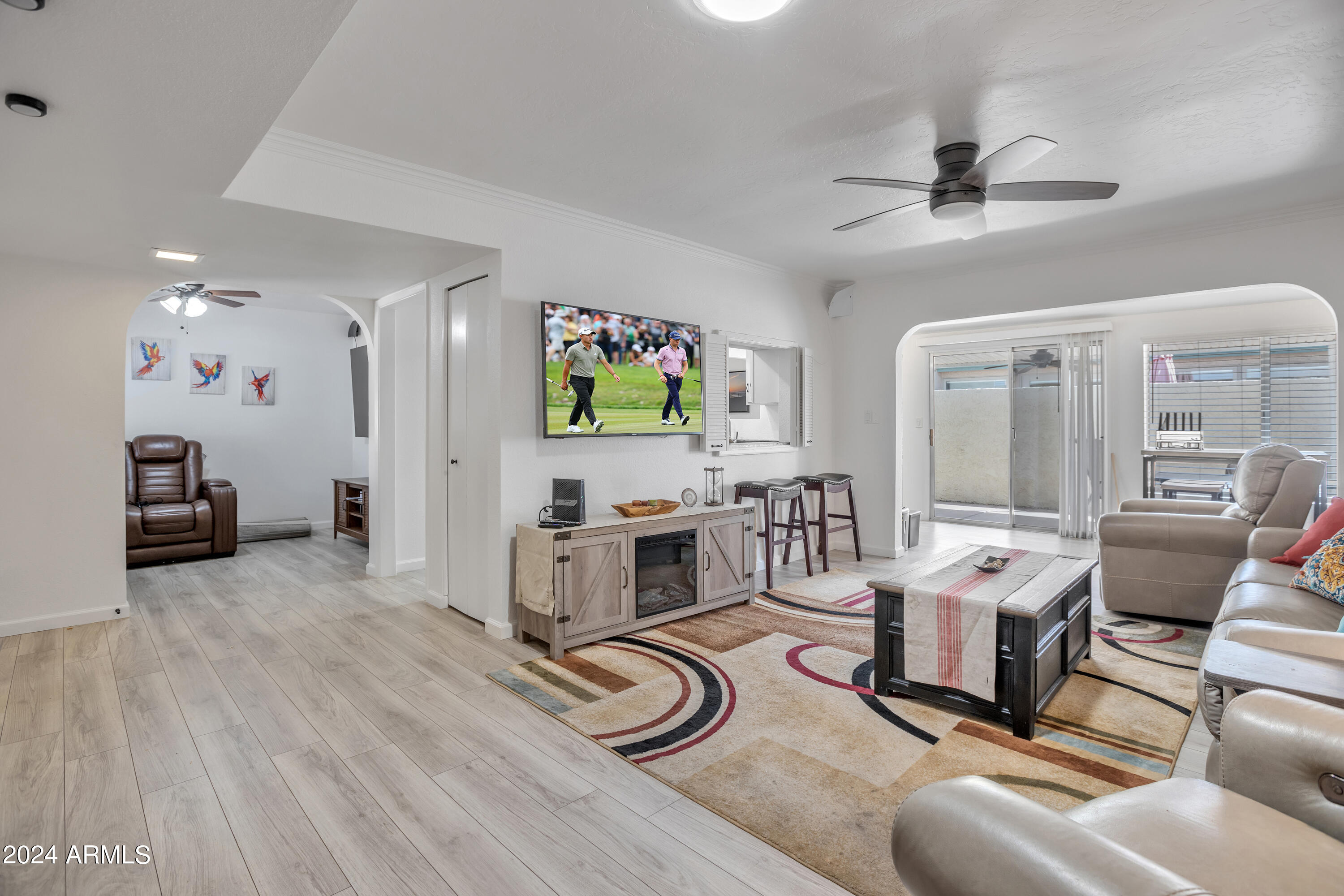 446 LEISURE WORLD --