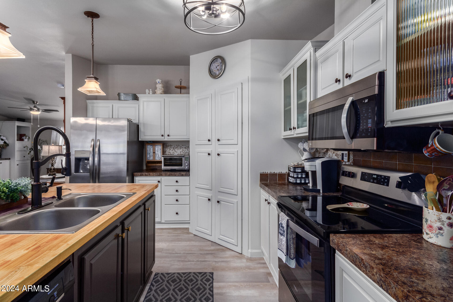 3700 S TOMAHAWK Road # 98