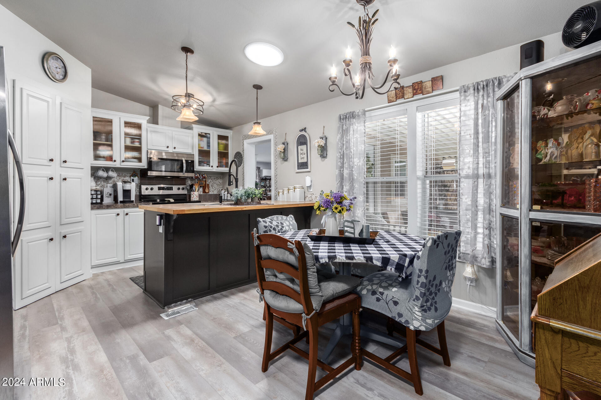 3700 S TOMAHAWK Road # 98