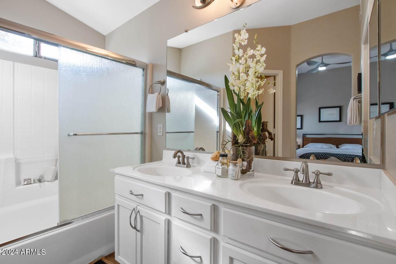 6494 S FOOTHILLS Drive