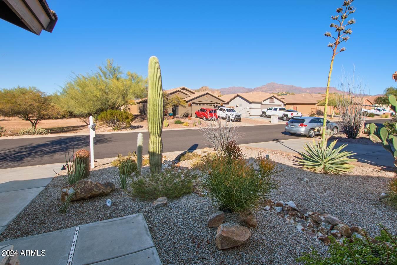 6494 S FOOTHILLS Drive