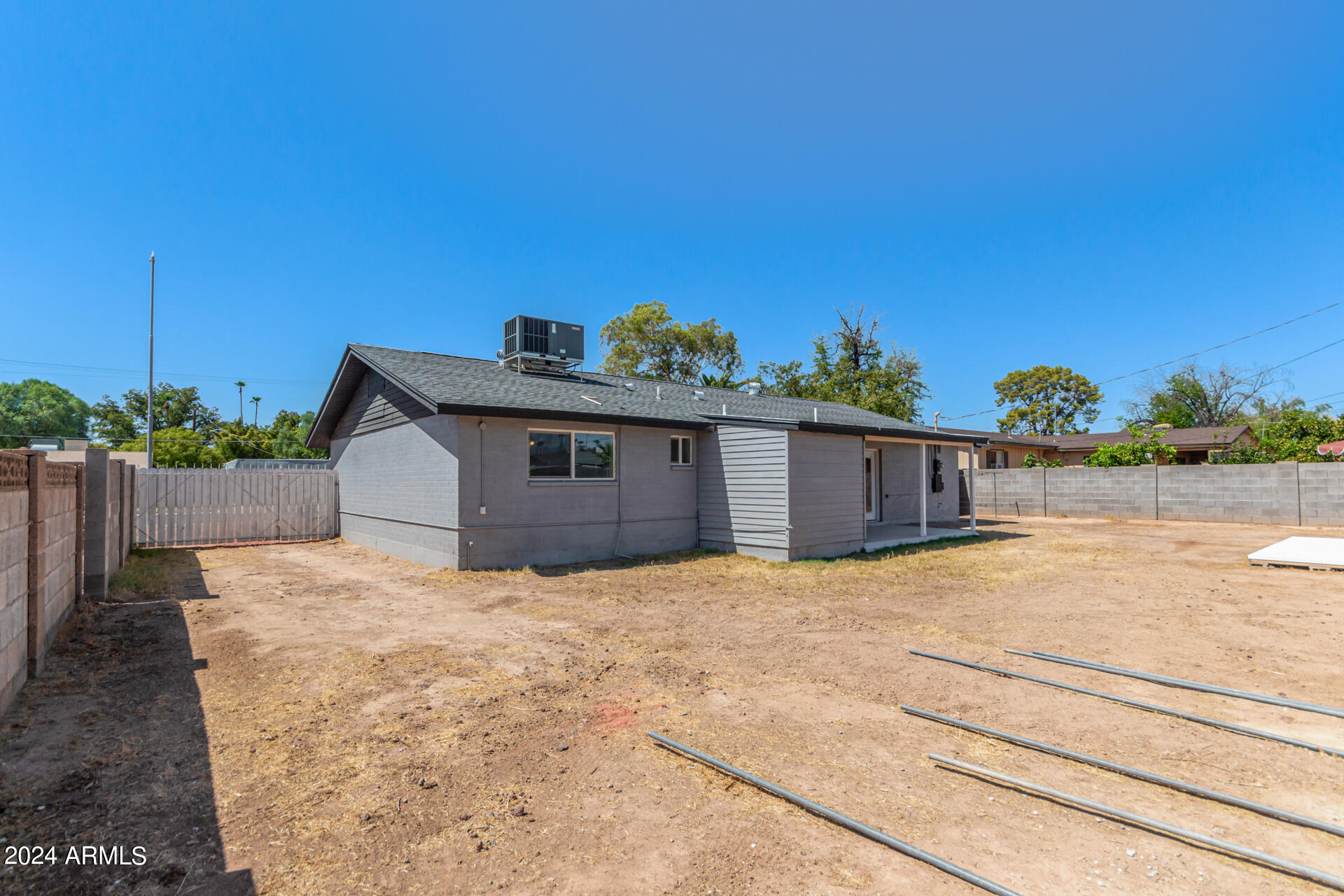 715 N MACDONALD Street