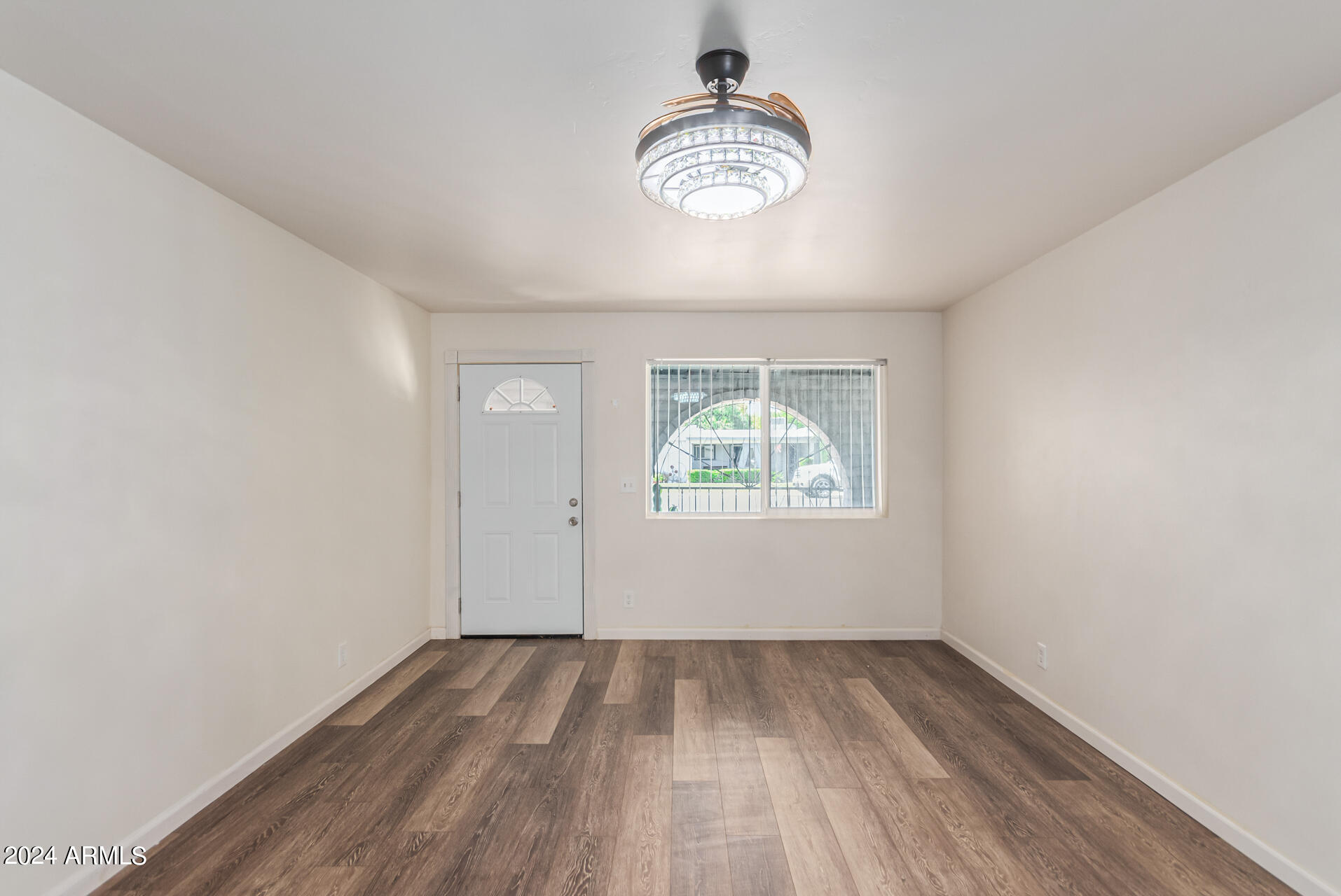 715 N MACDONALD Street