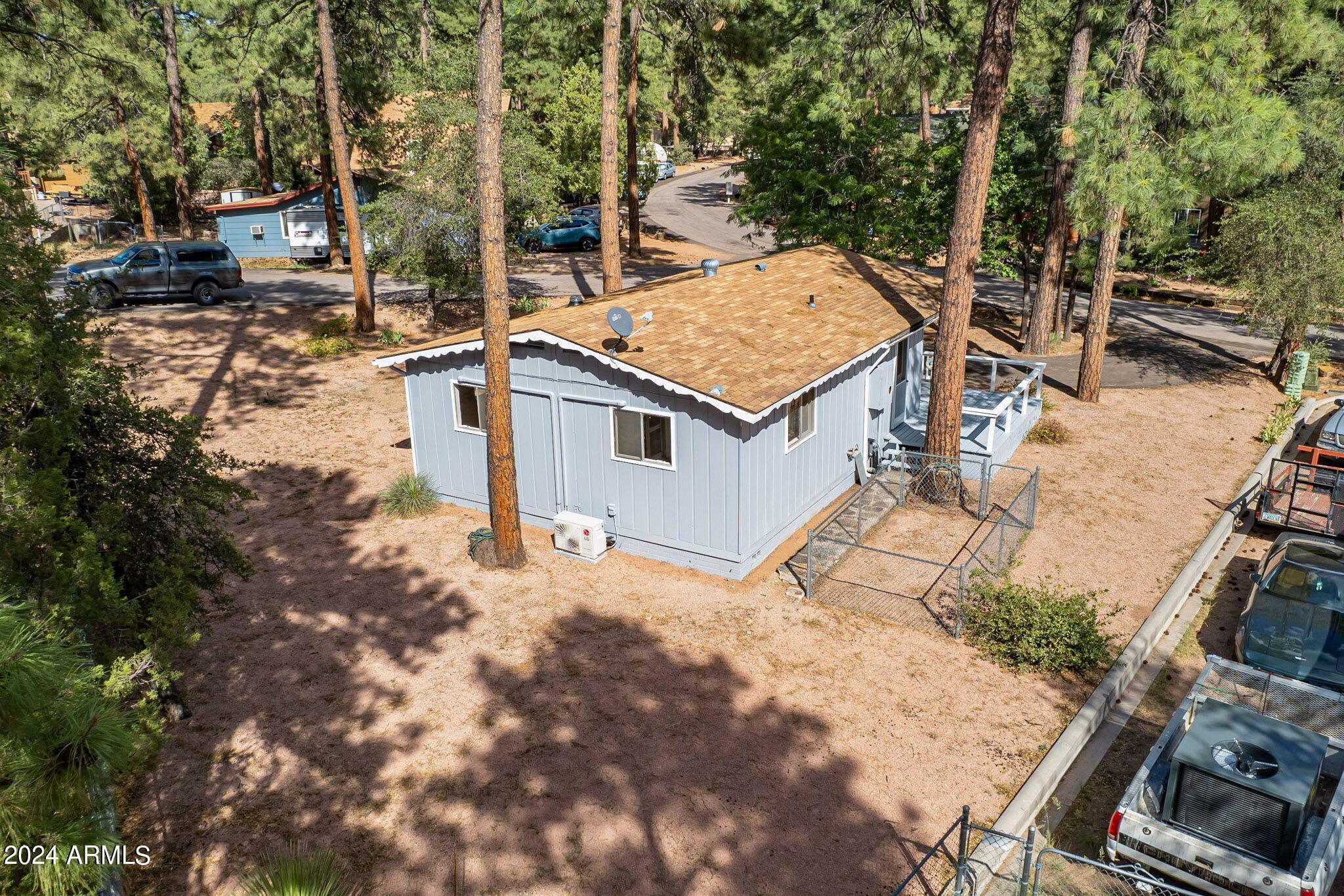 806 N PONDEROSA Circle