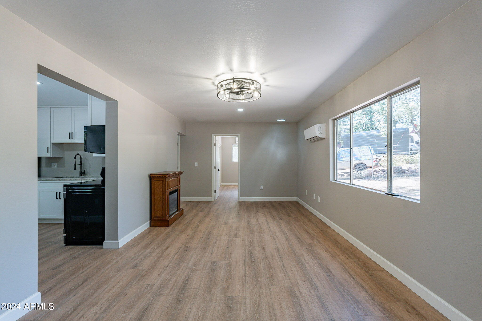 806 N PONDEROSA Circle