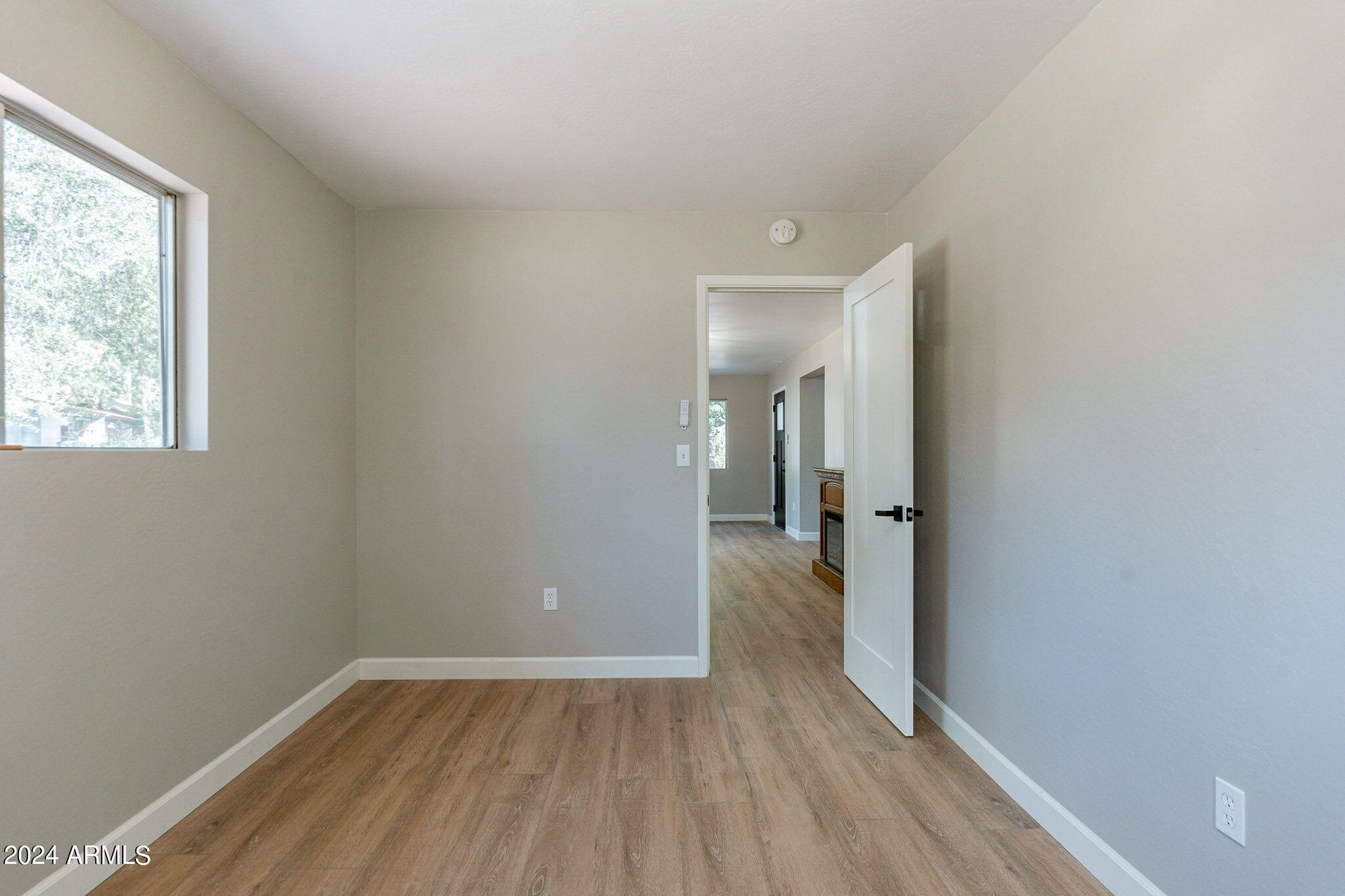 806 N PONDEROSA Circle