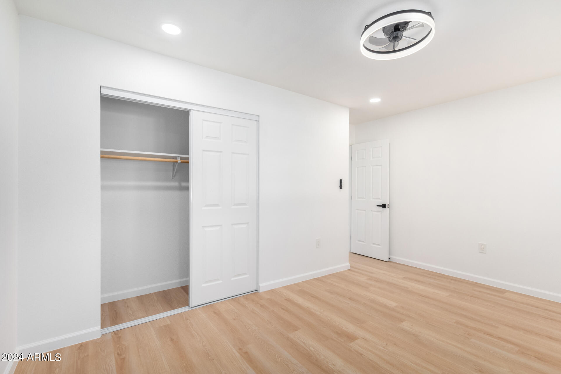 10934 W ABBOTT Avenue