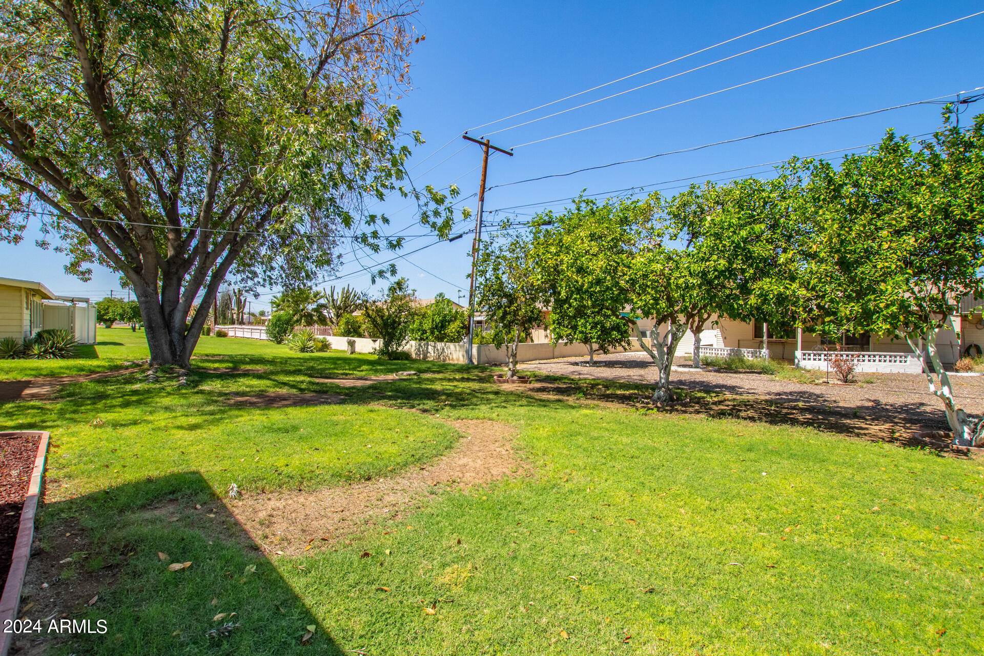 10934 W ABBOTT Avenue