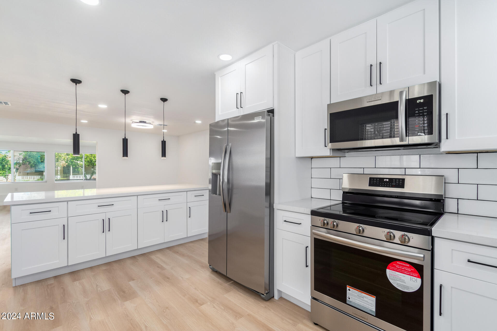 10934 W ABBOTT Avenue