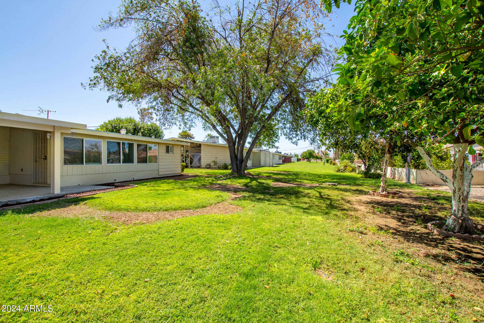 10934 W ABBOTT Avenue