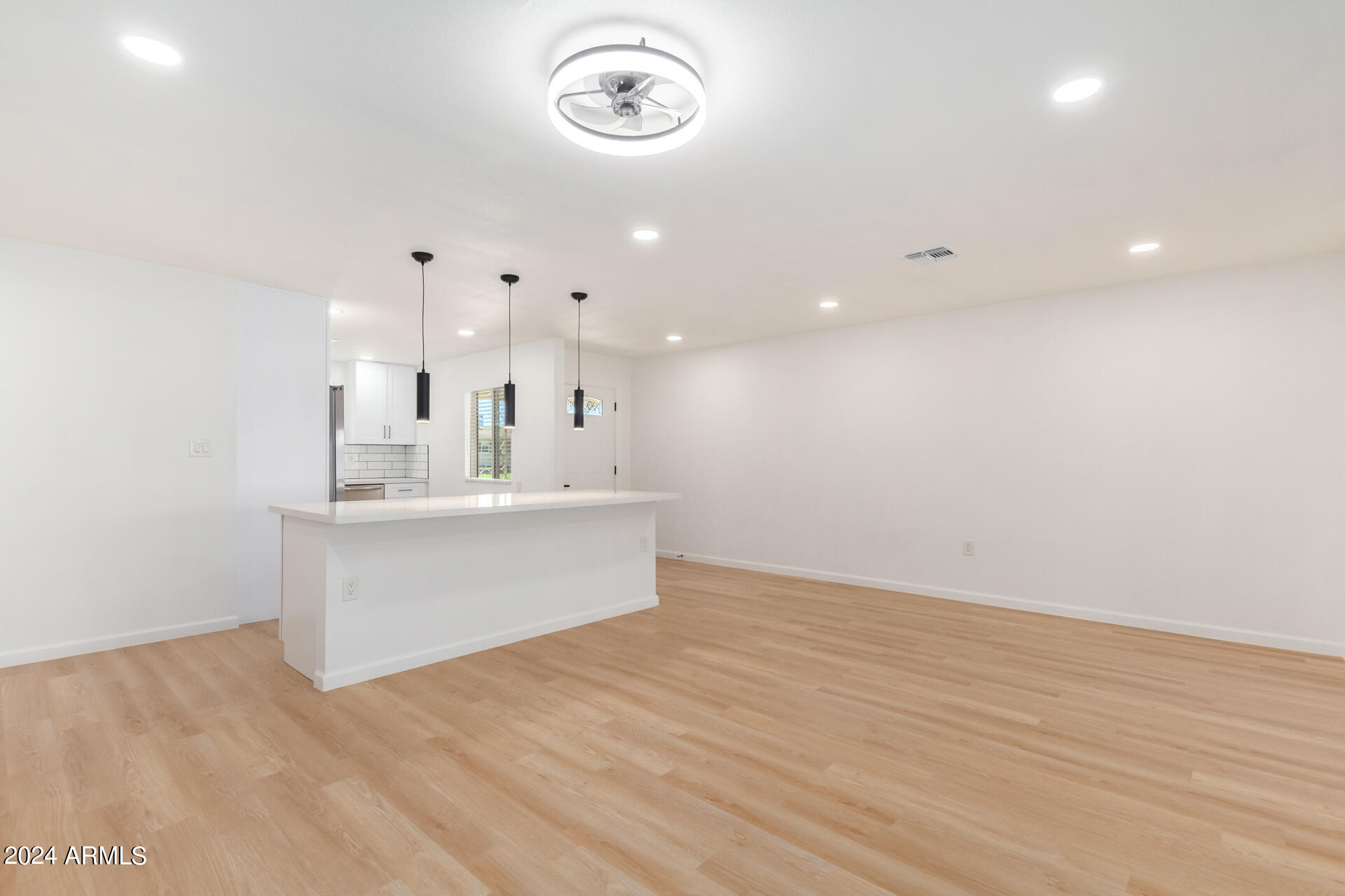 10934 W ABBOTT Avenue