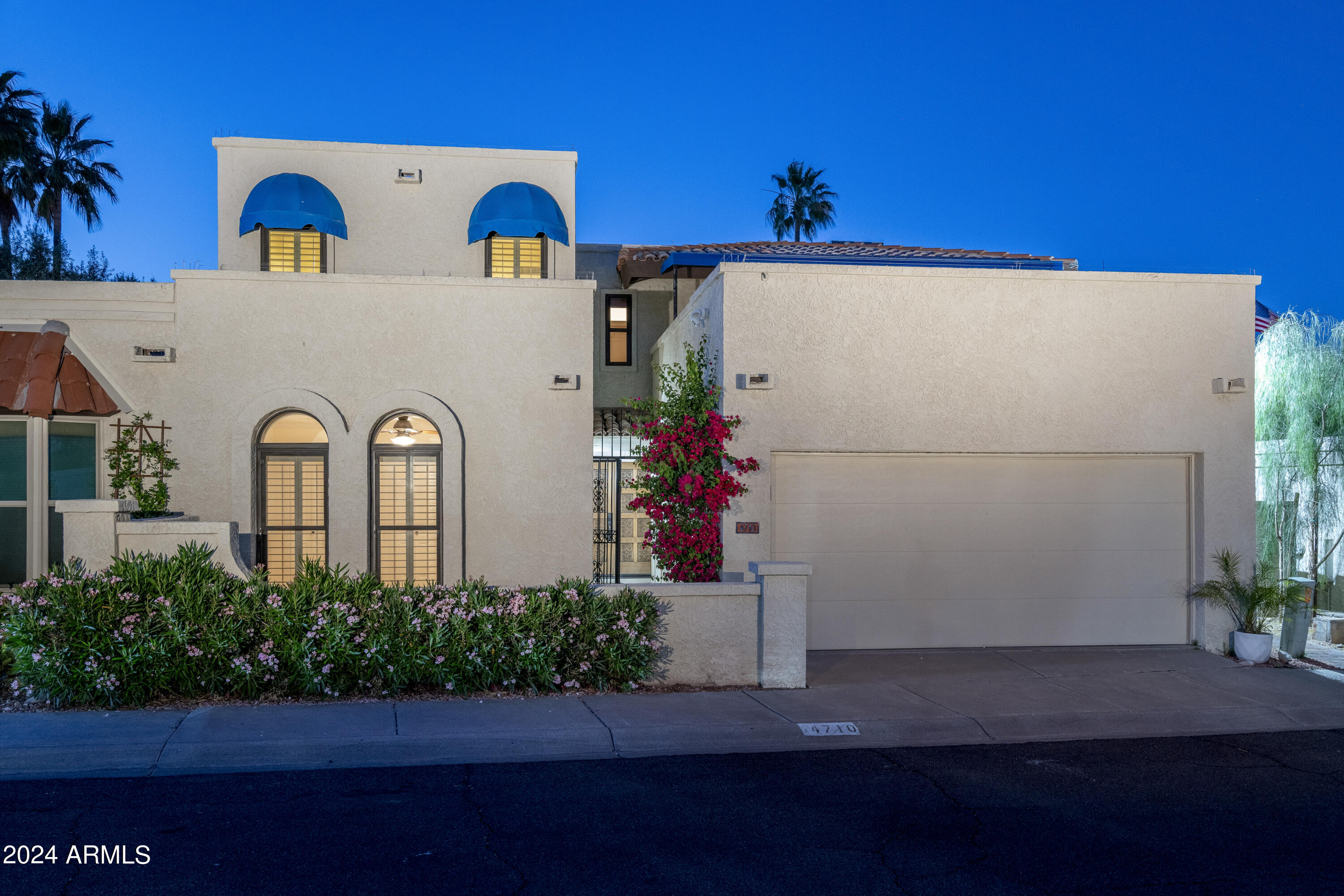 4710 E WINSTON Drive