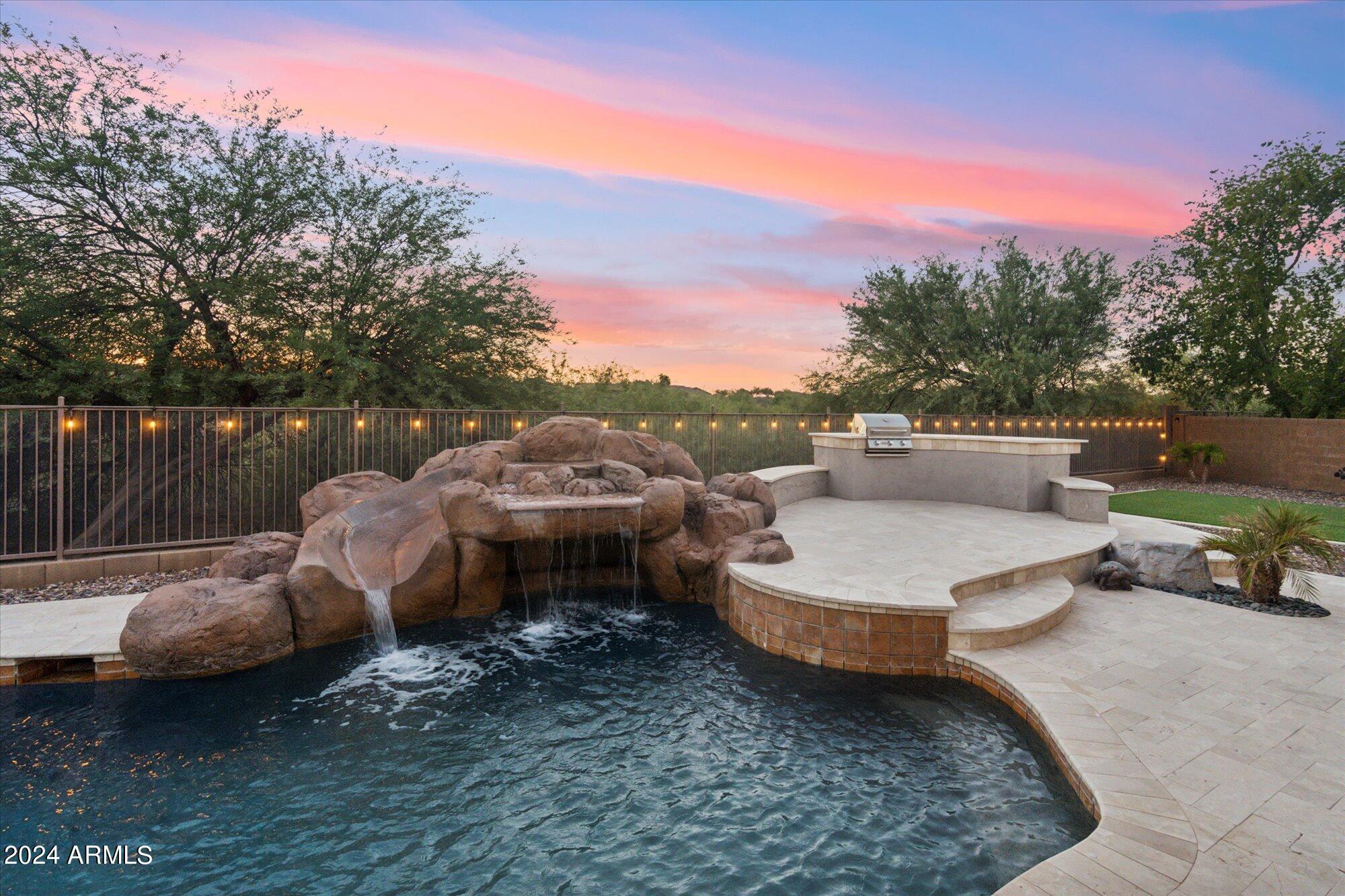 2910 N PRESIDENTIAL Drive