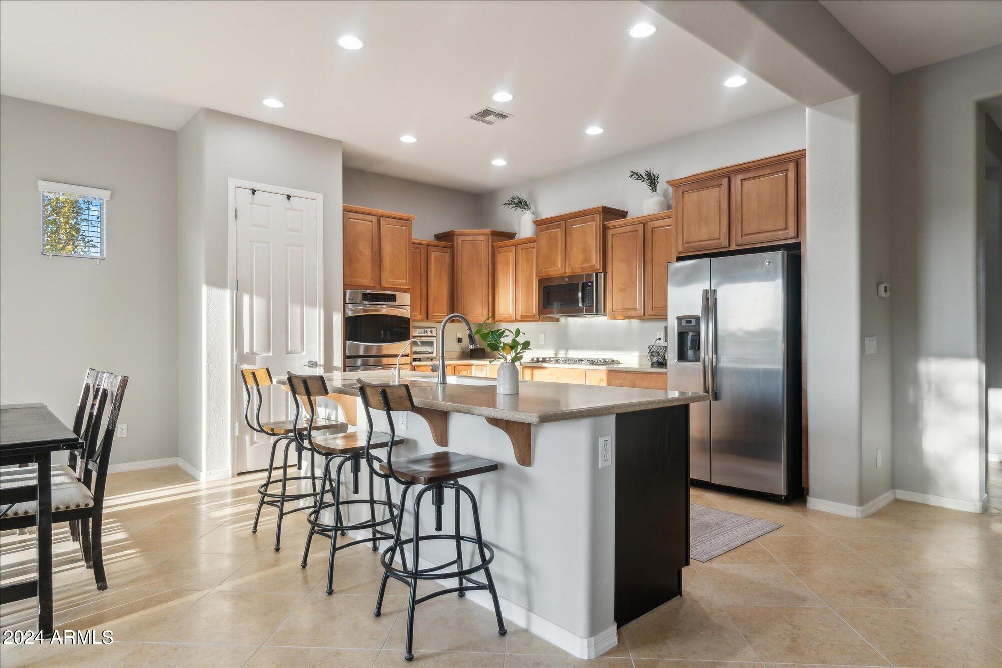 2910 N PRESIDENTIAL Drive